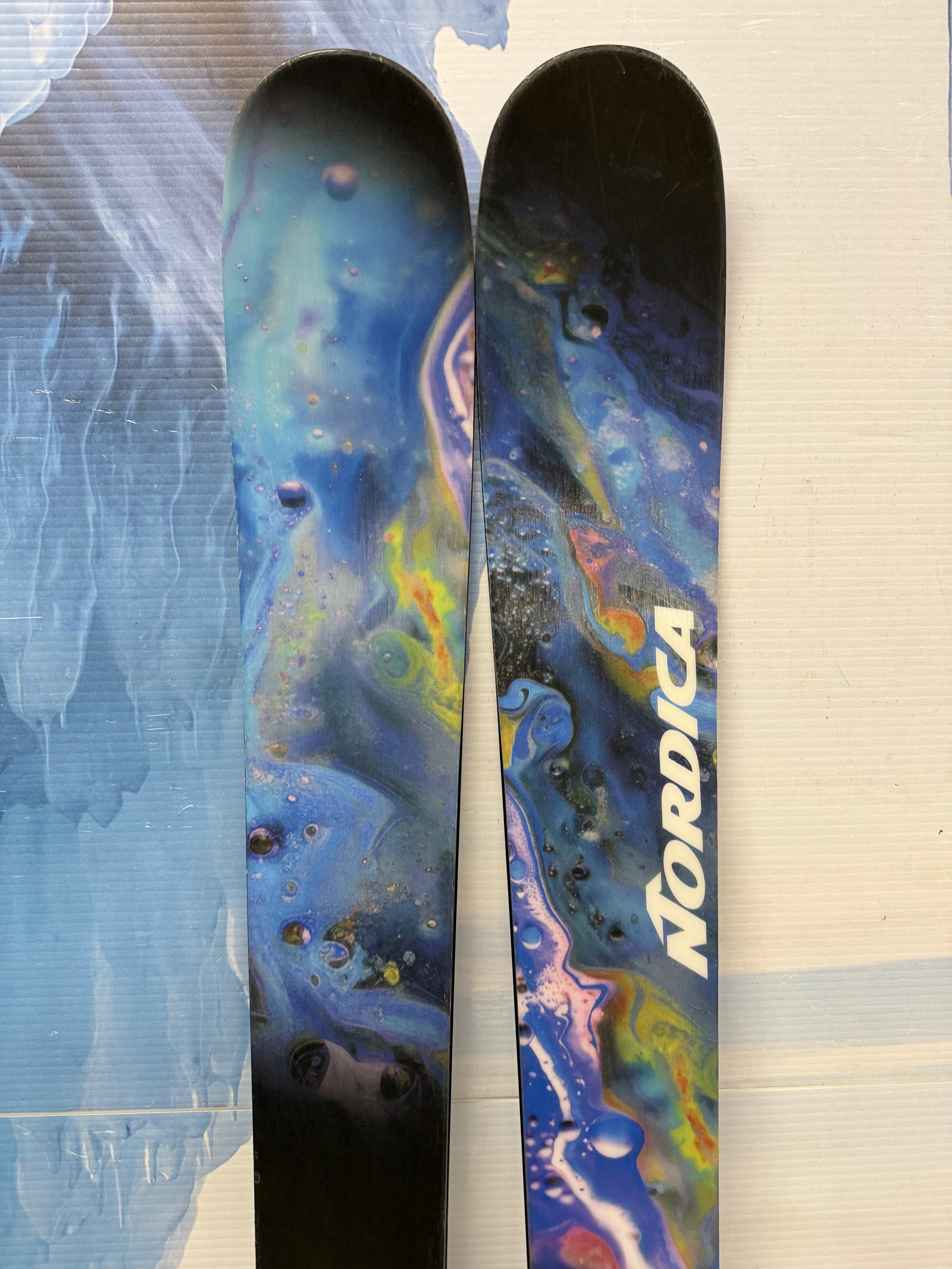 Lightly Used Nordica Unleashed 98CA 180cm Skis w/ Atomic Strive 13 Bindings