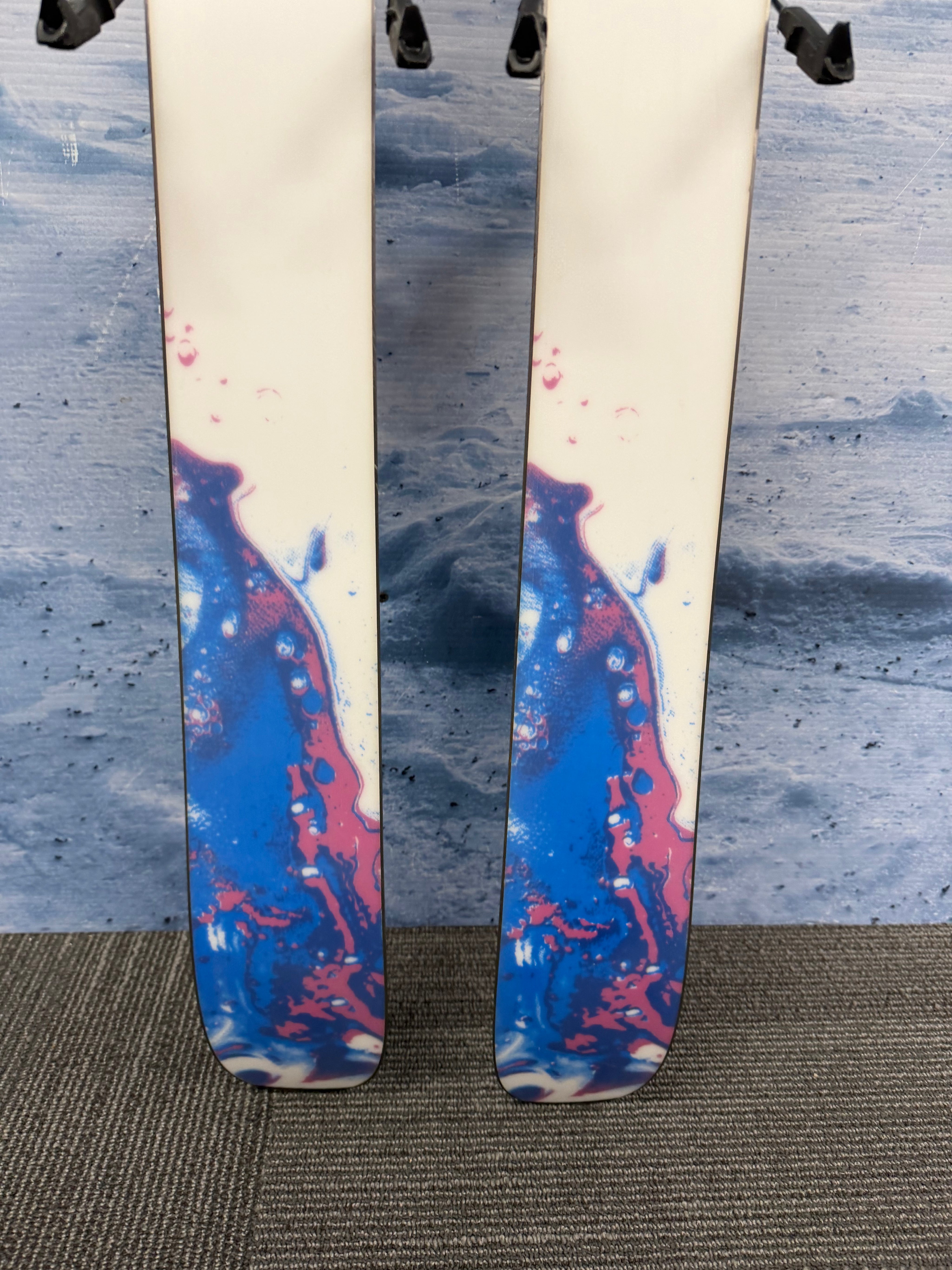 Lightly Used Nordica Unleashed 98CA 180cm Skis w/ Atomic Strive 13 Bindings