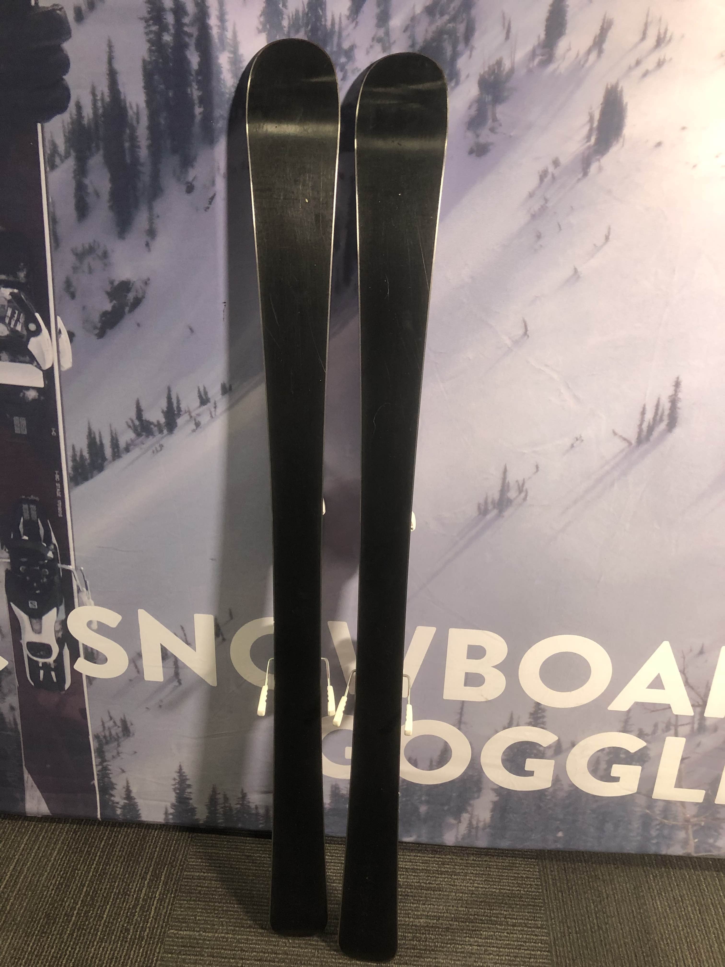 Used Elan Lil Snow 130cm Jr Skis w/ Elan El 4.5 AC Binding