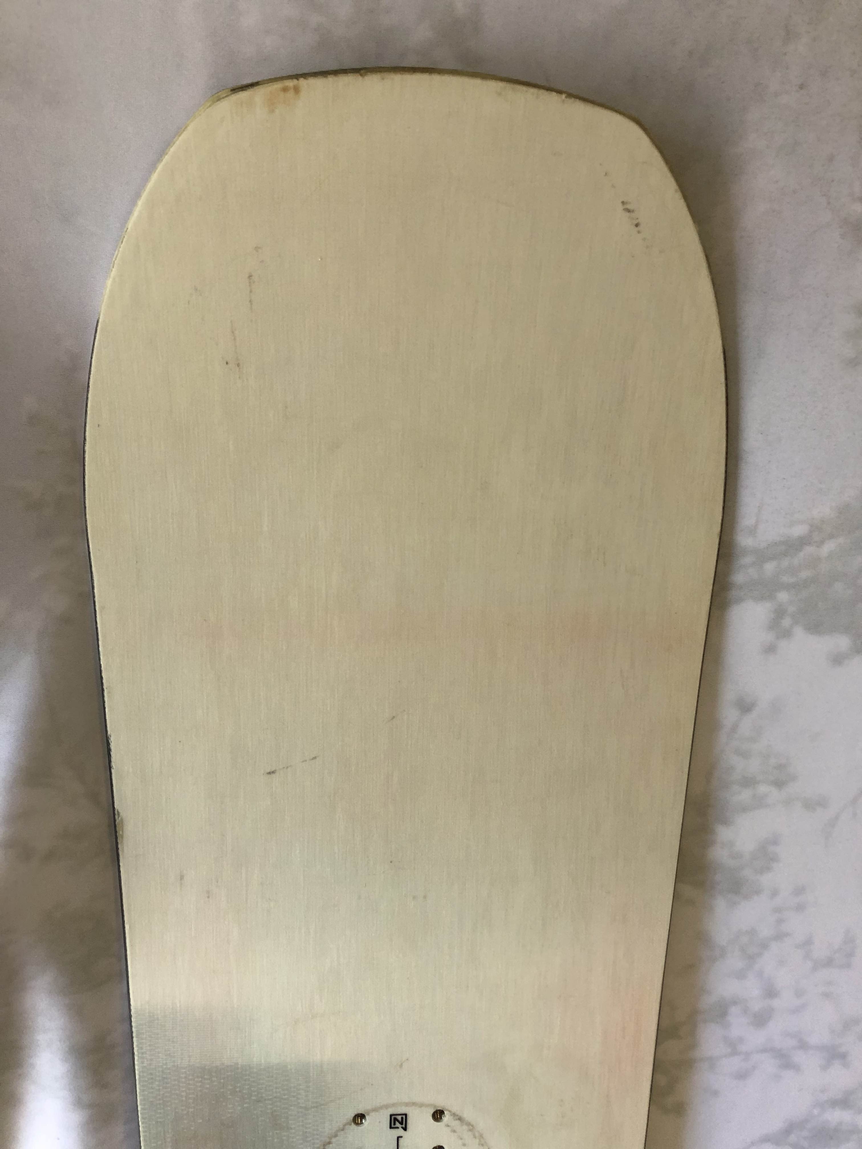 Used 2025 Nitro Team 155CM Snowboard