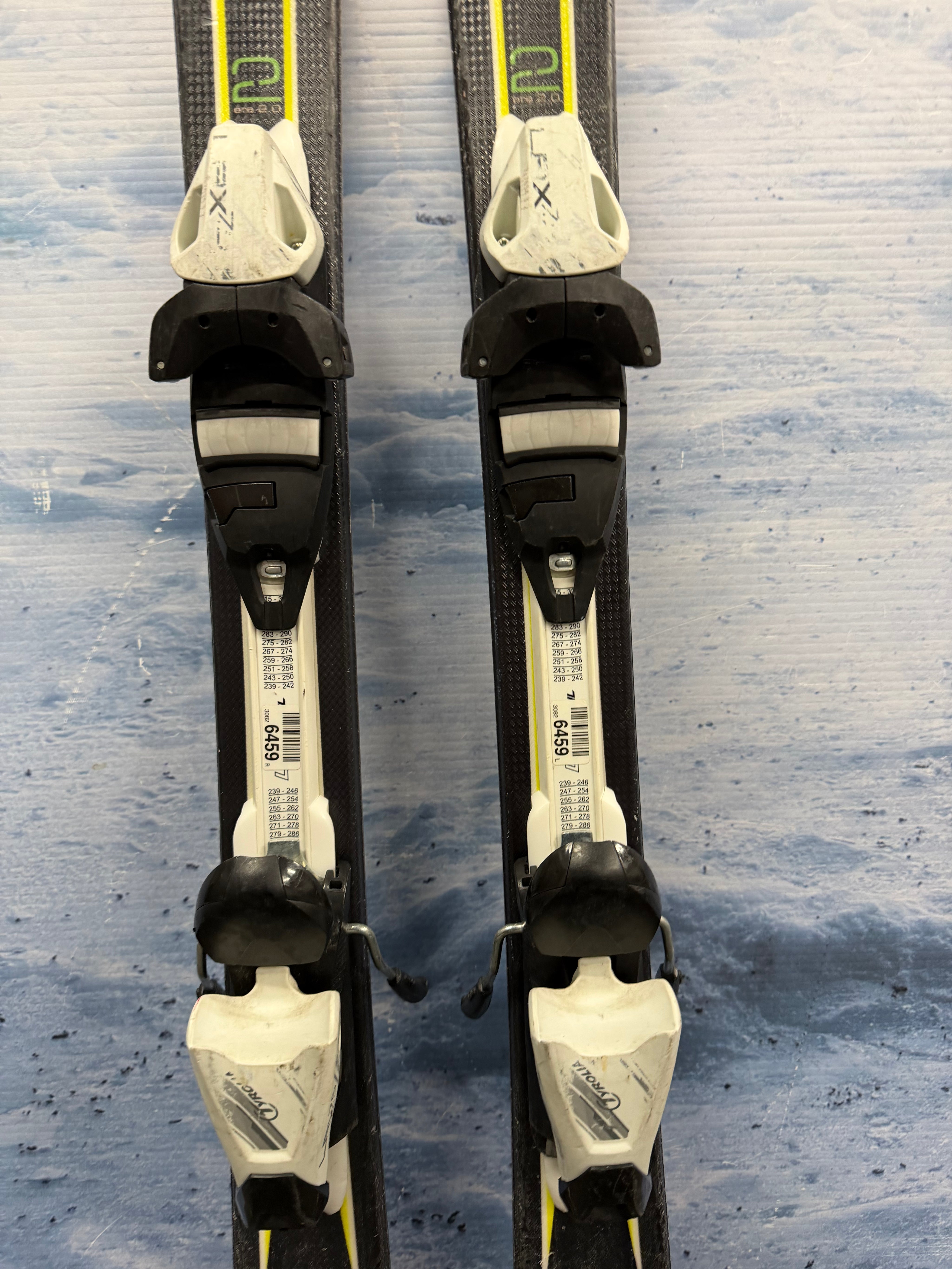 Used Head Supershape Team 127cm Skis w/ LRX 7.5 Bindings