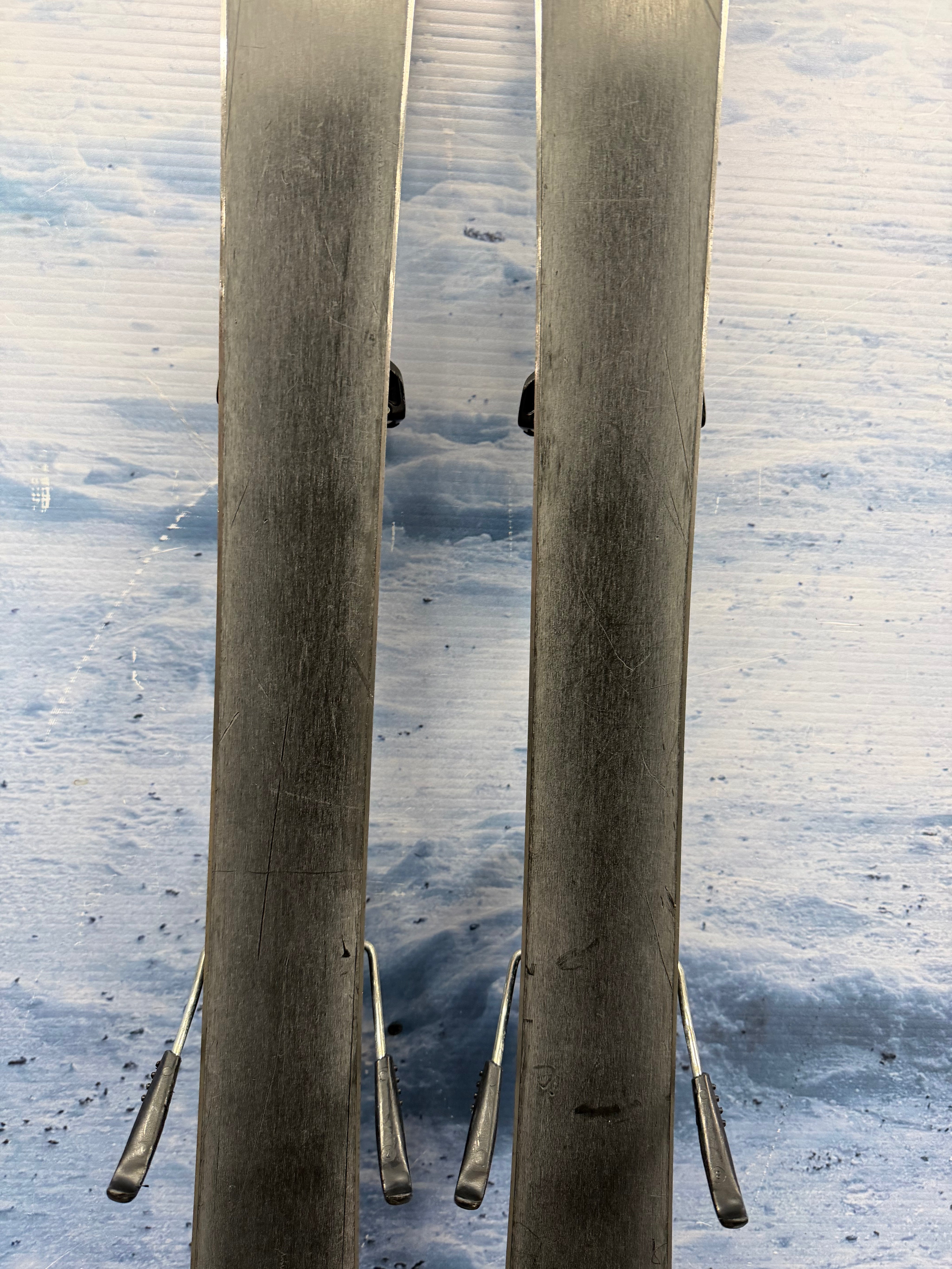 Used Head Supershape Team 127cm Skis w/ LRX 7.5 Bindings