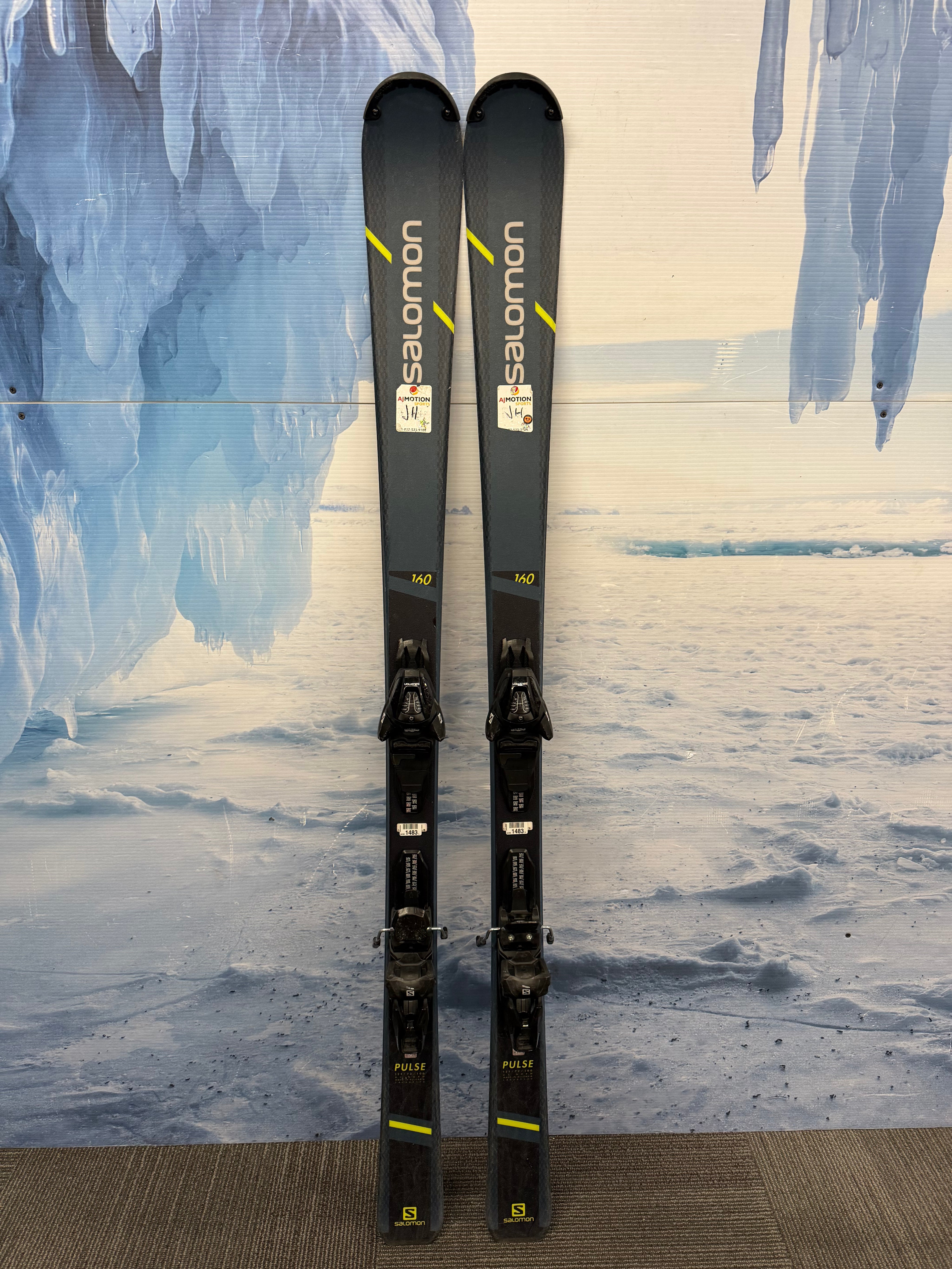Used Salomon Pulse 160cm Skis w/ Salomon L10 Bindings