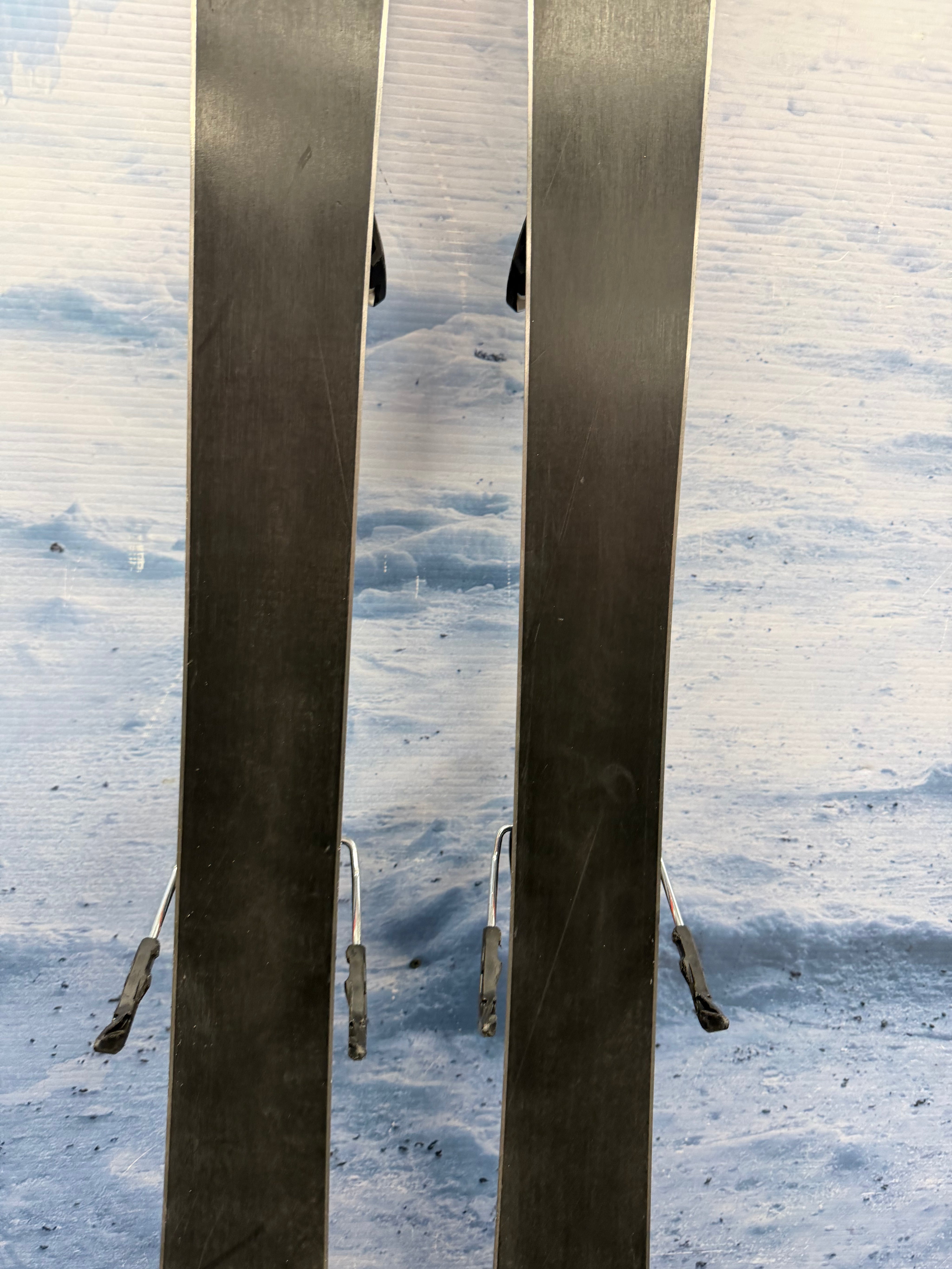 Used Salomon XDR 76 150cm Skis w/ Salomon Lithium 10 Bindings