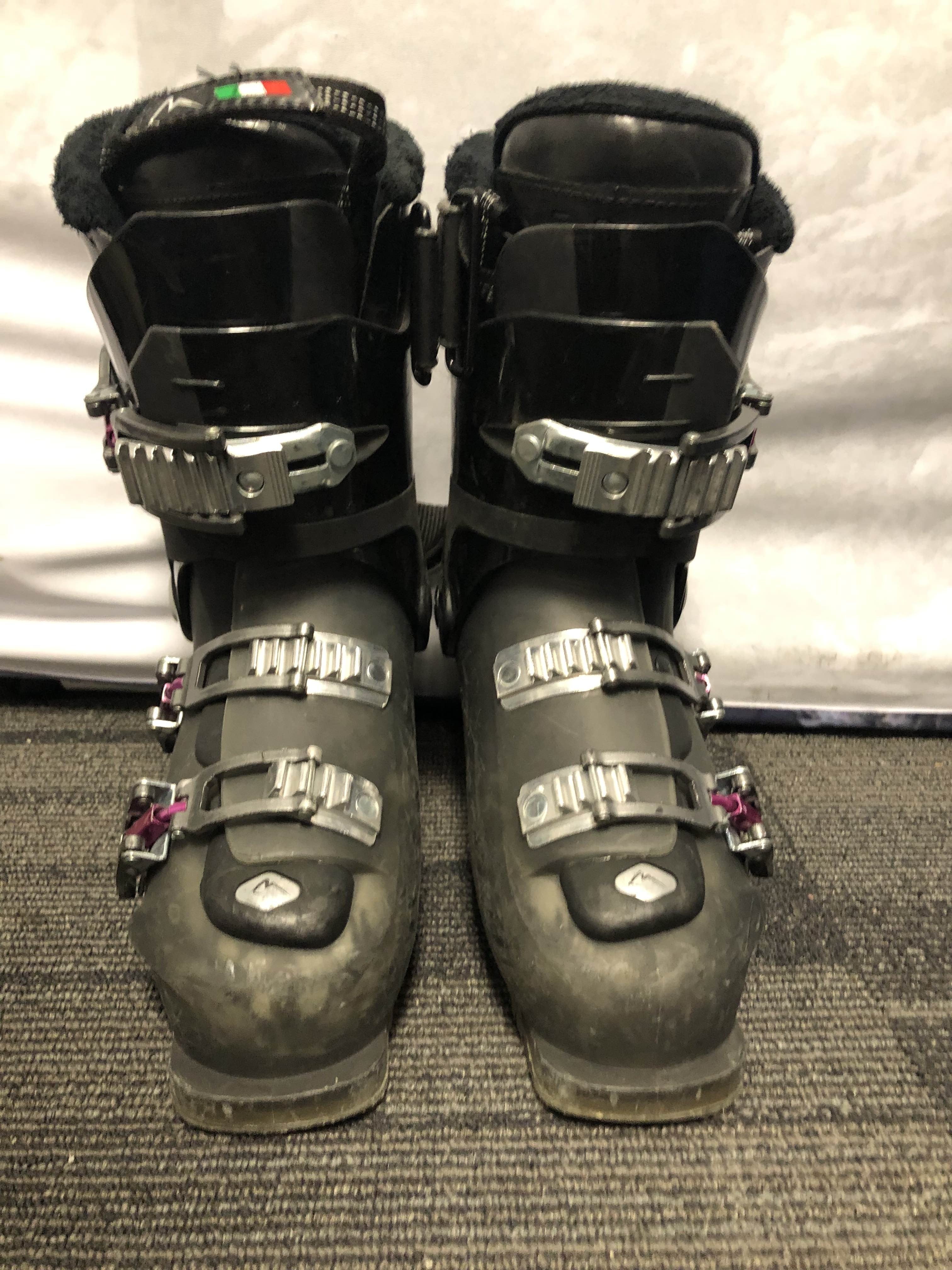 Used Roxa Kara 85 22MP Ski Boot