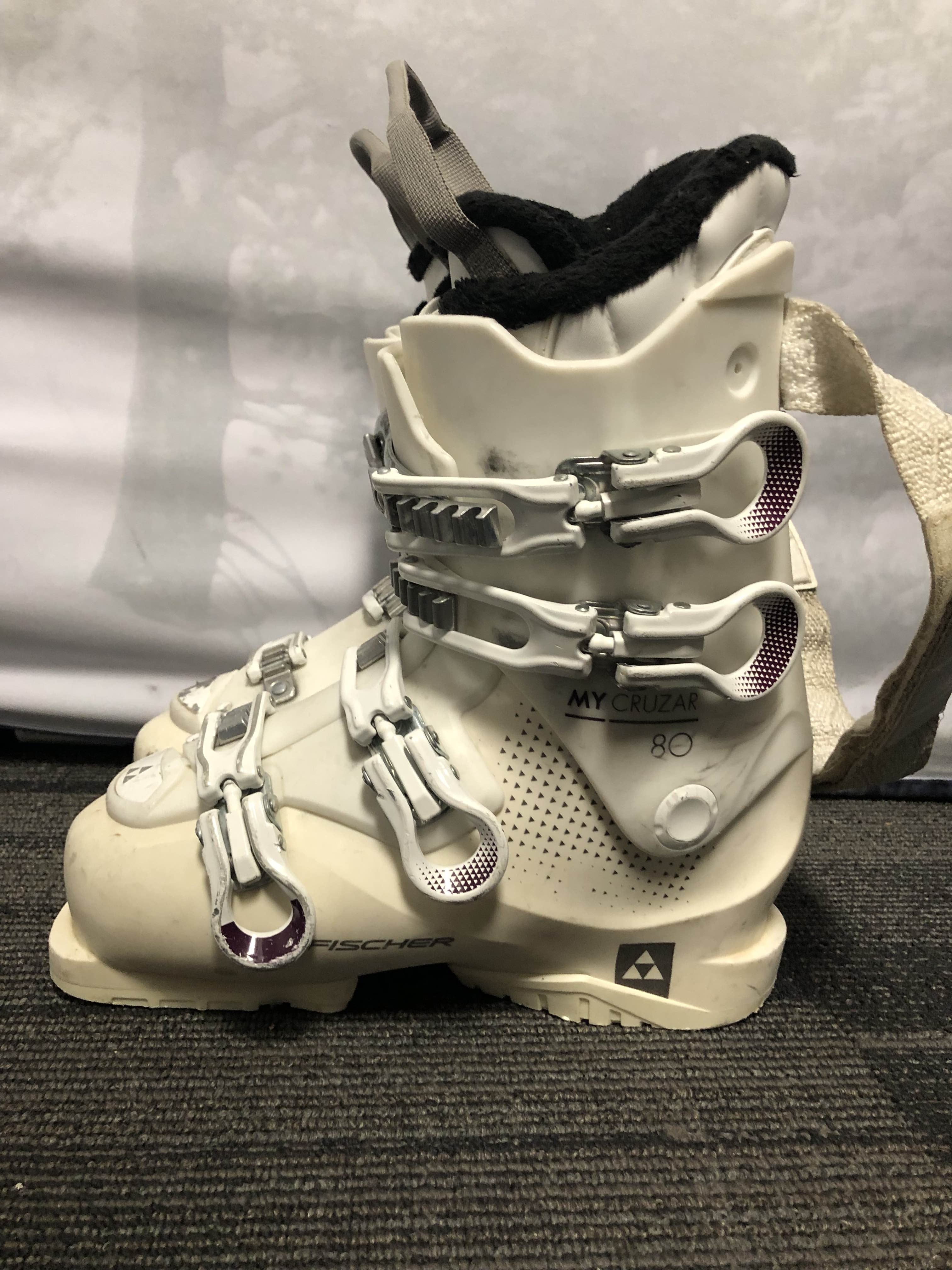 Used Fischer My Cruzar 80 24.5 MP Ski Boot