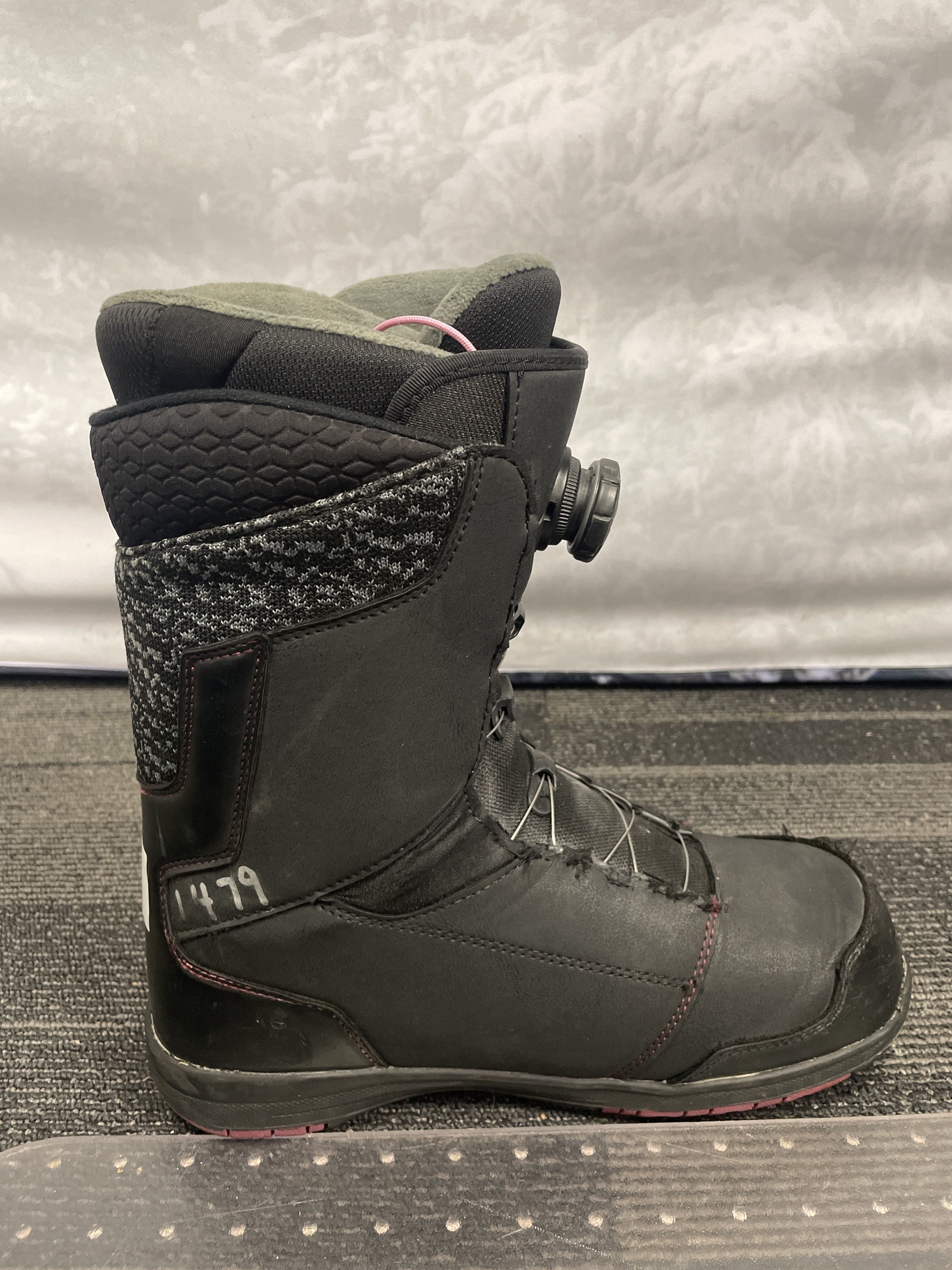 Used Nidecker Trinity BOA Snowboard Boot 26.5MP