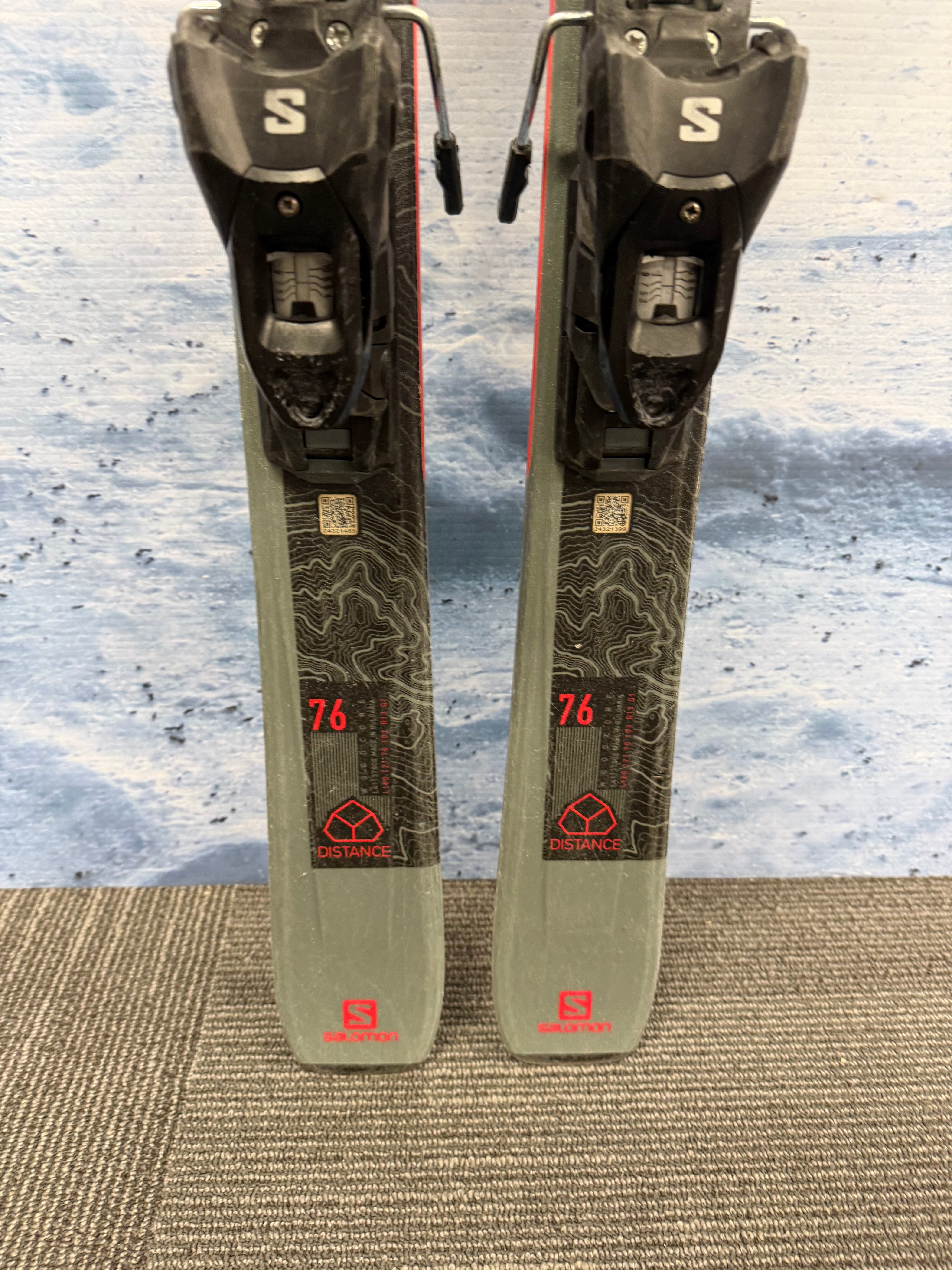 Used Salomon Distance 76 160cm Skis w/ Salomon M10 Bindings