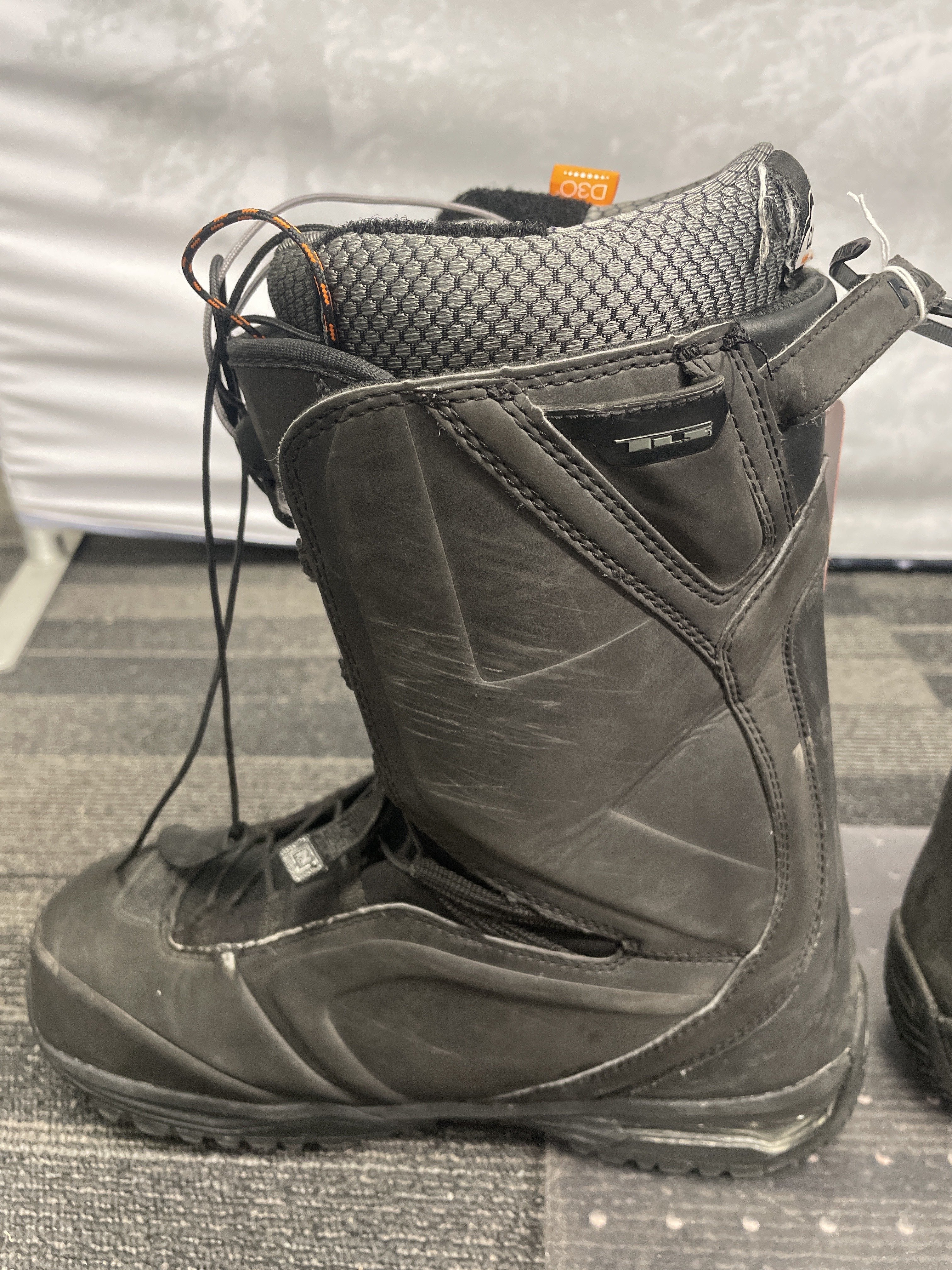 Used Nitro Team TSL Snowboard boot - 27.0
