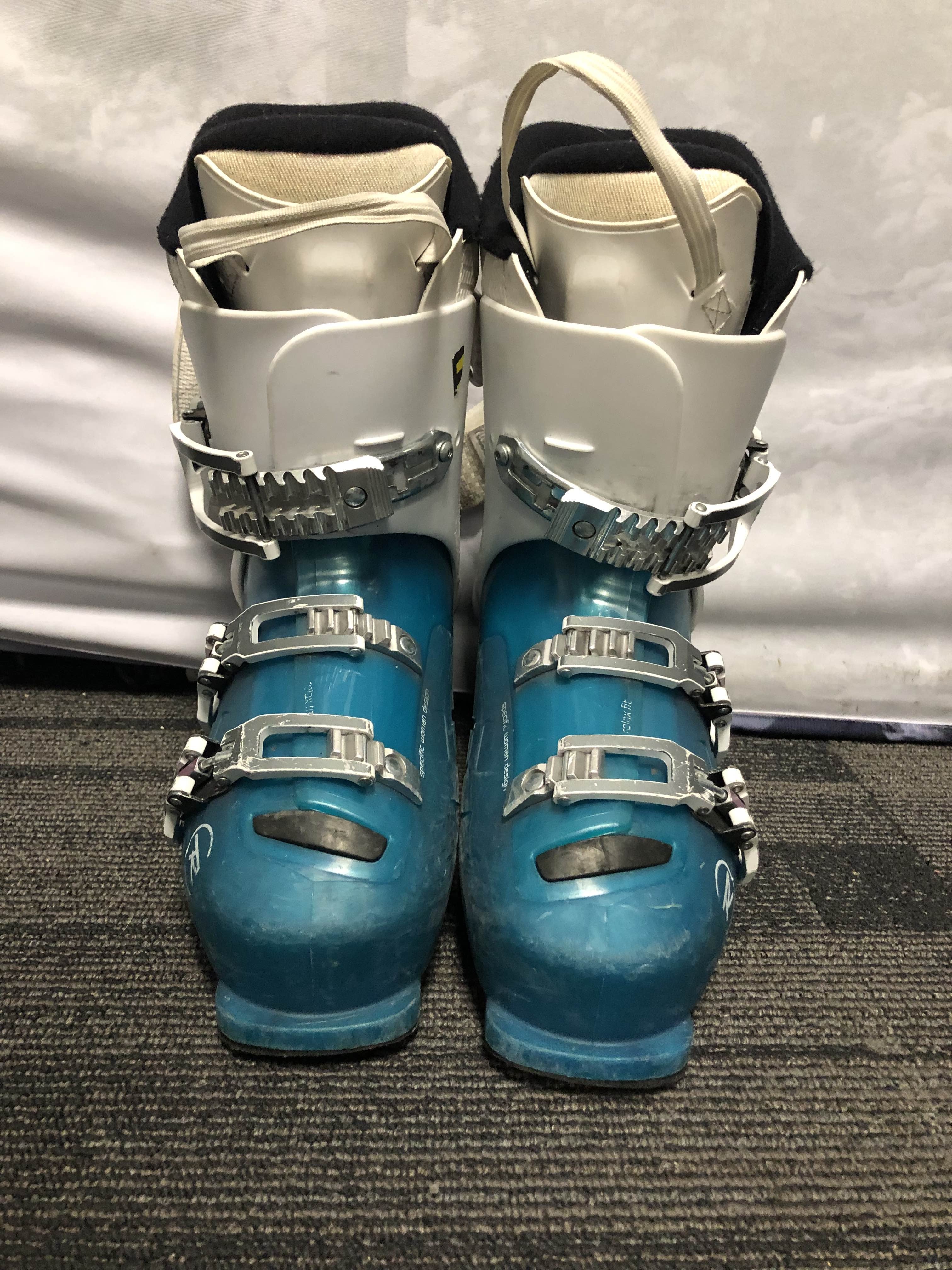 Used Rossignol Kelia 60 Ski Boot 24.5MP