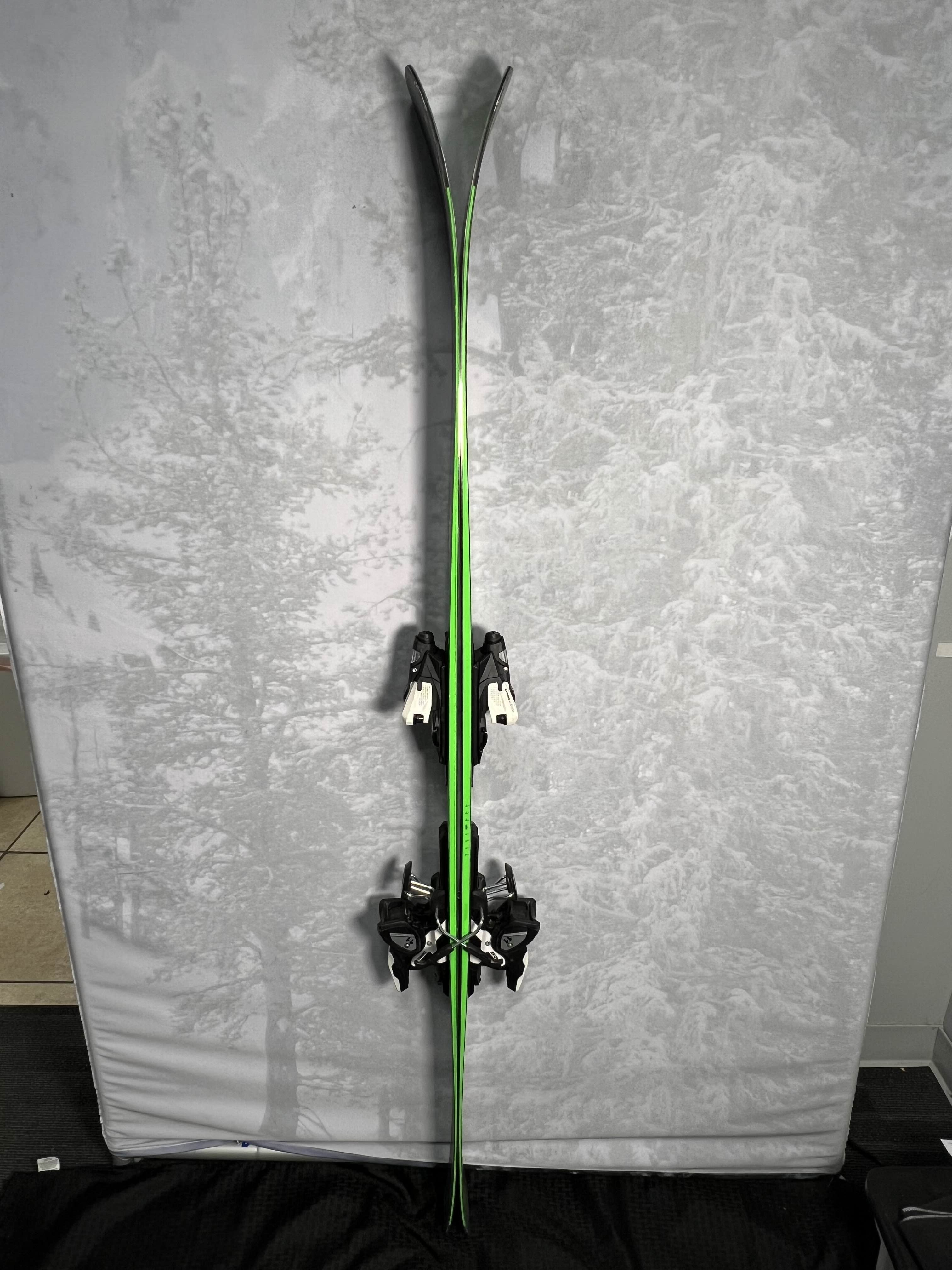 Lightly Used 2024 Elan Ripstick 96 164 cm w/ Atomic Strive Eleven Bindings