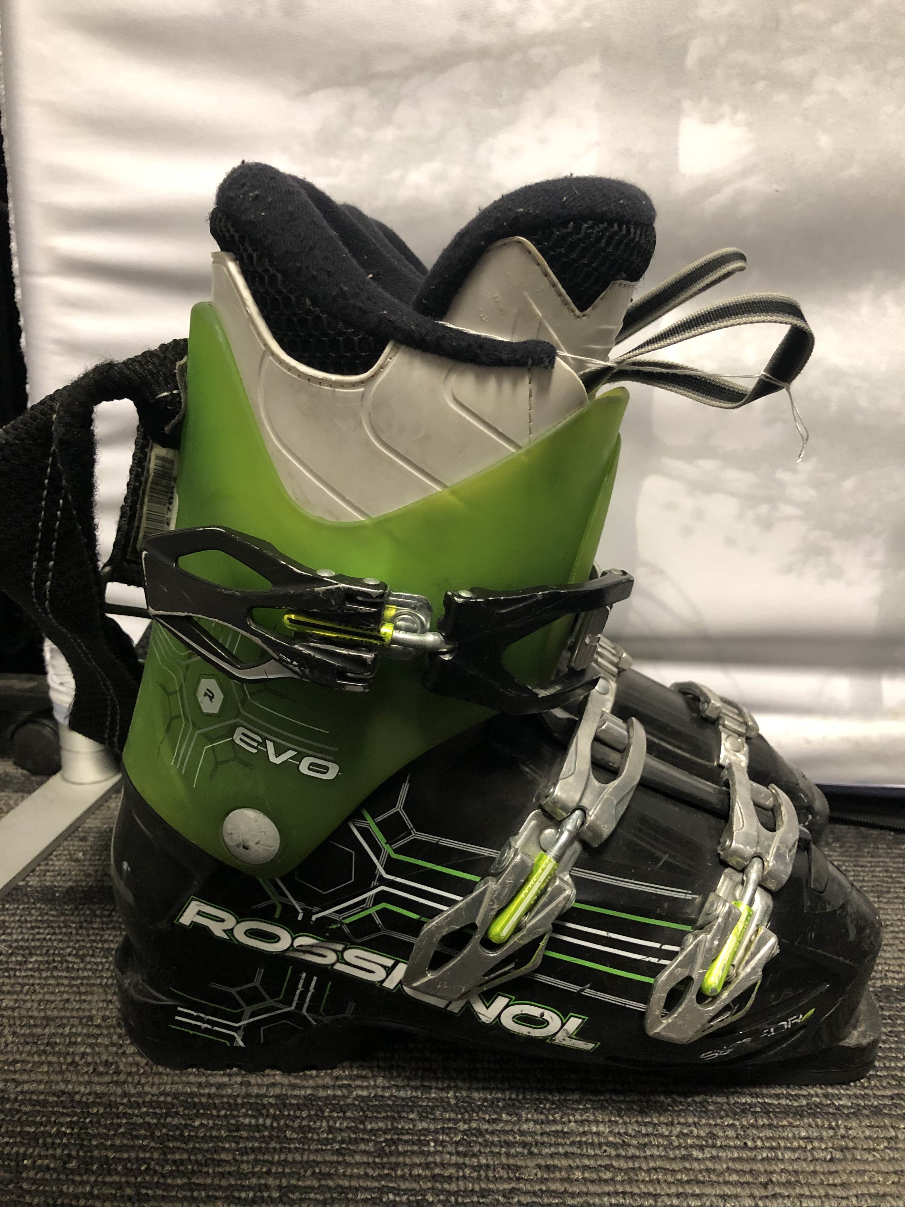 Used Rossignol Evo R Ski Boot 25.5MP