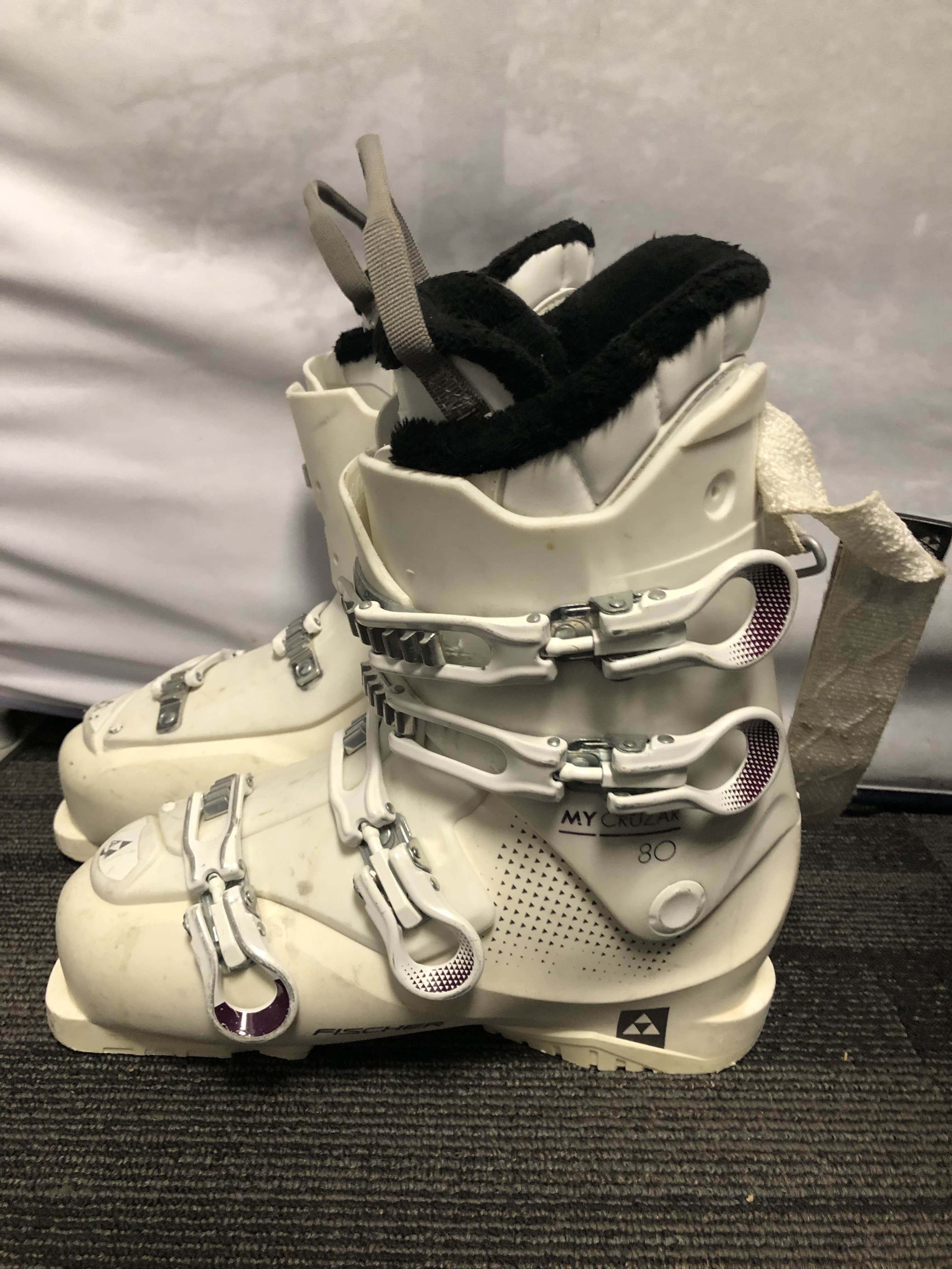Used Fischer My Cruzar 80 27.5 MP Ski Boot