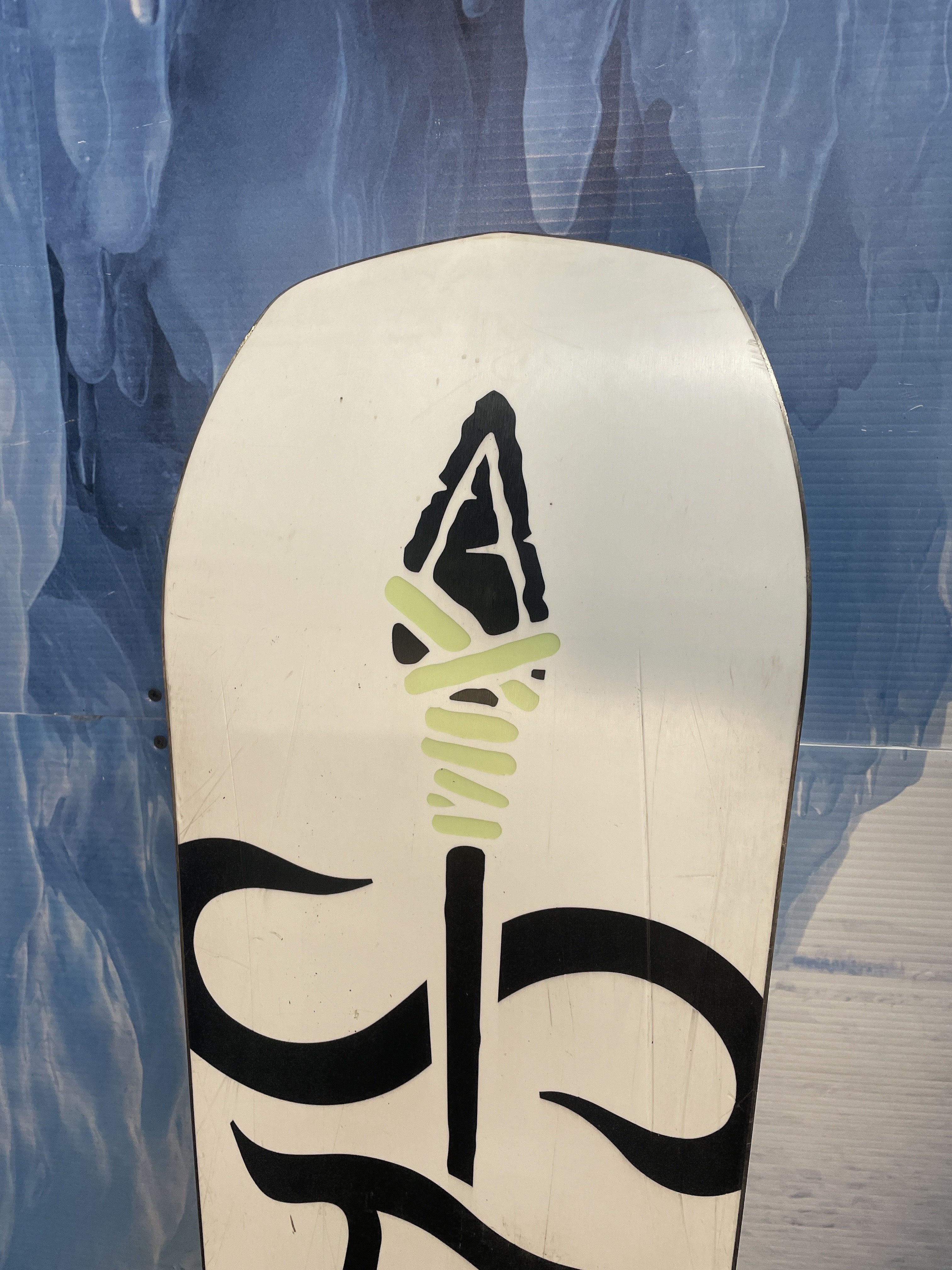 Used 2020 Salomon Assassin Snowboard-153