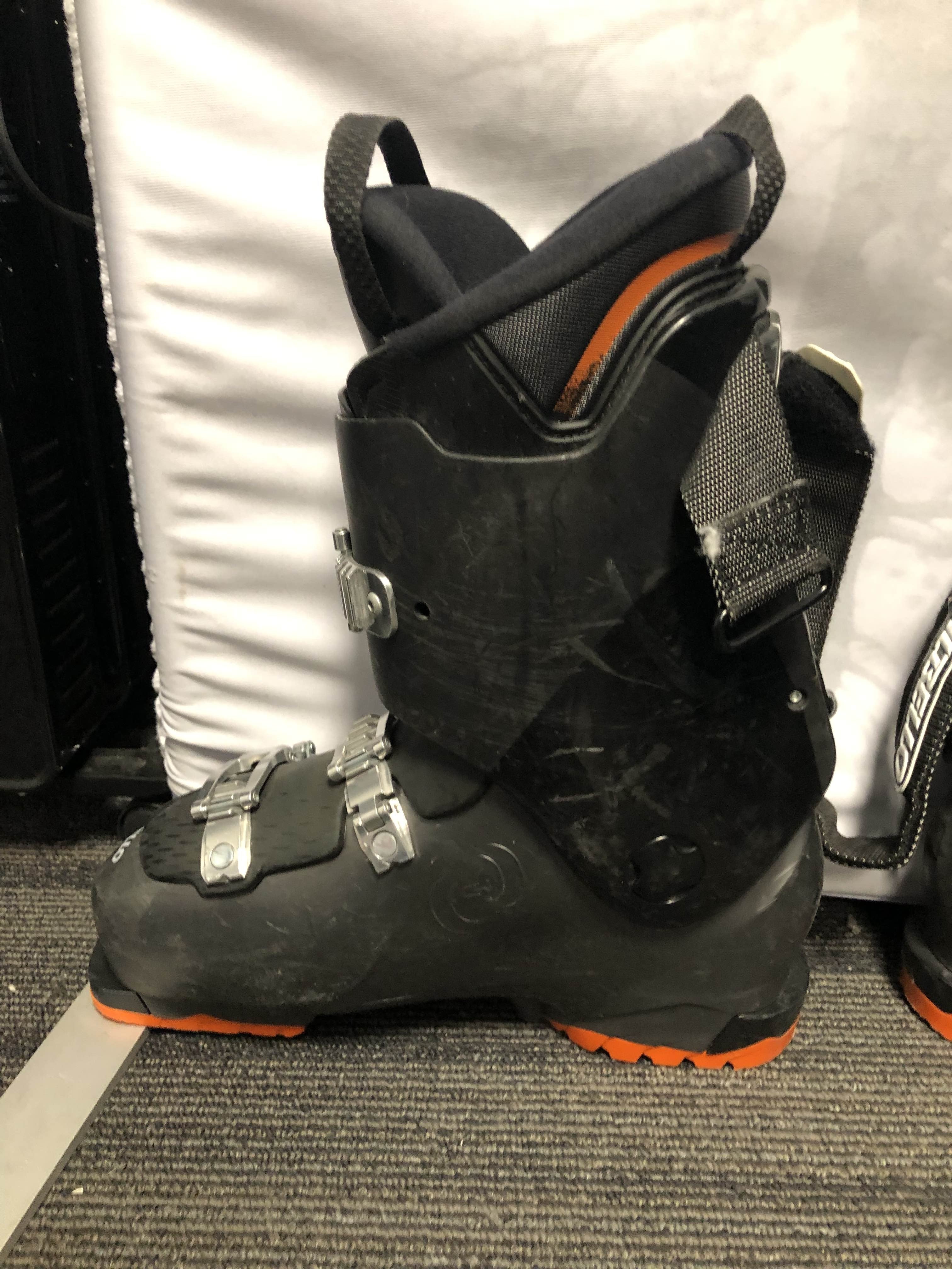 USED Dalbello Aspect 80 26.5 Ski Boot