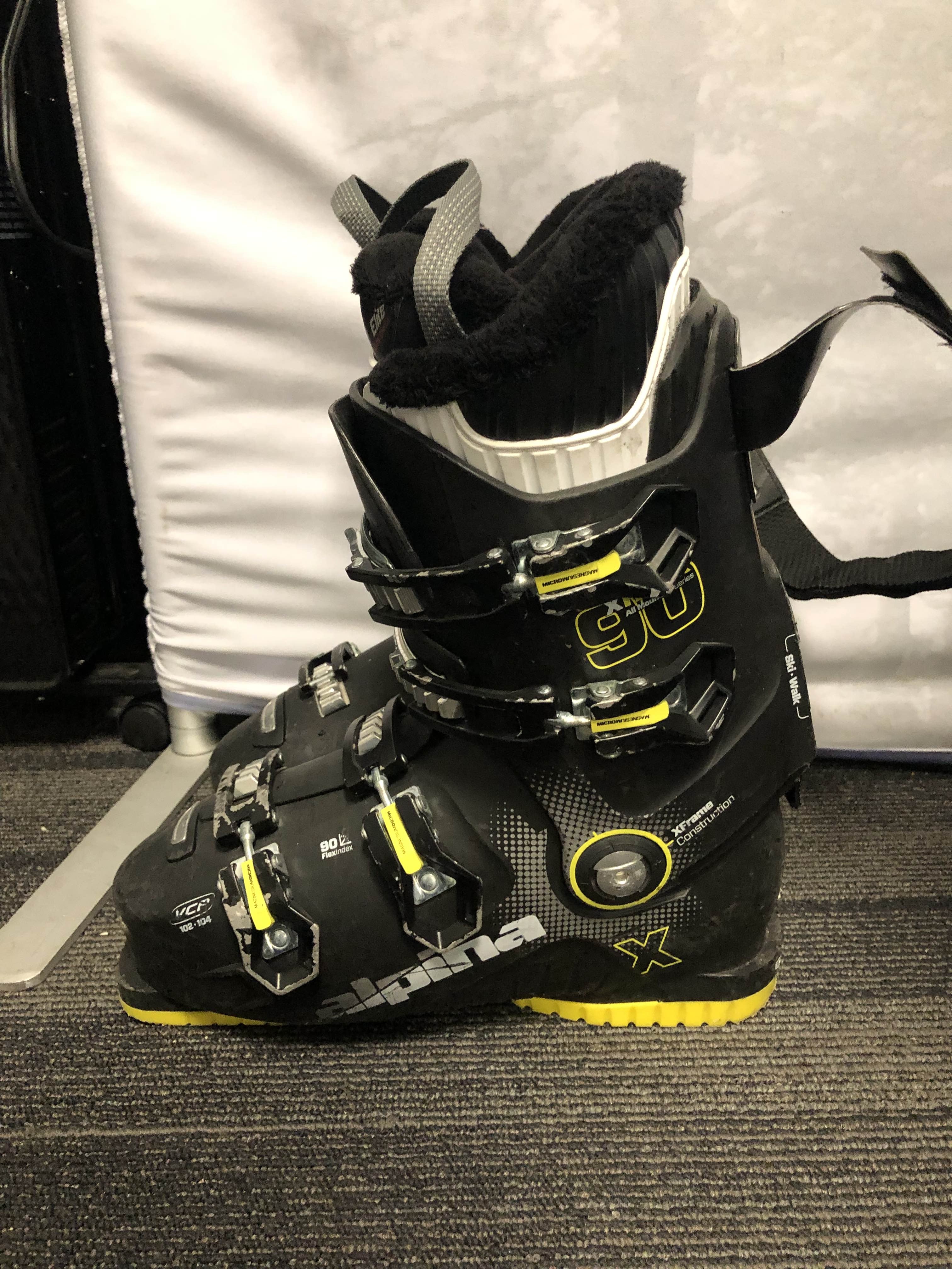 Used Alpina Xtrack 90 Ski Boot - 26.5MP