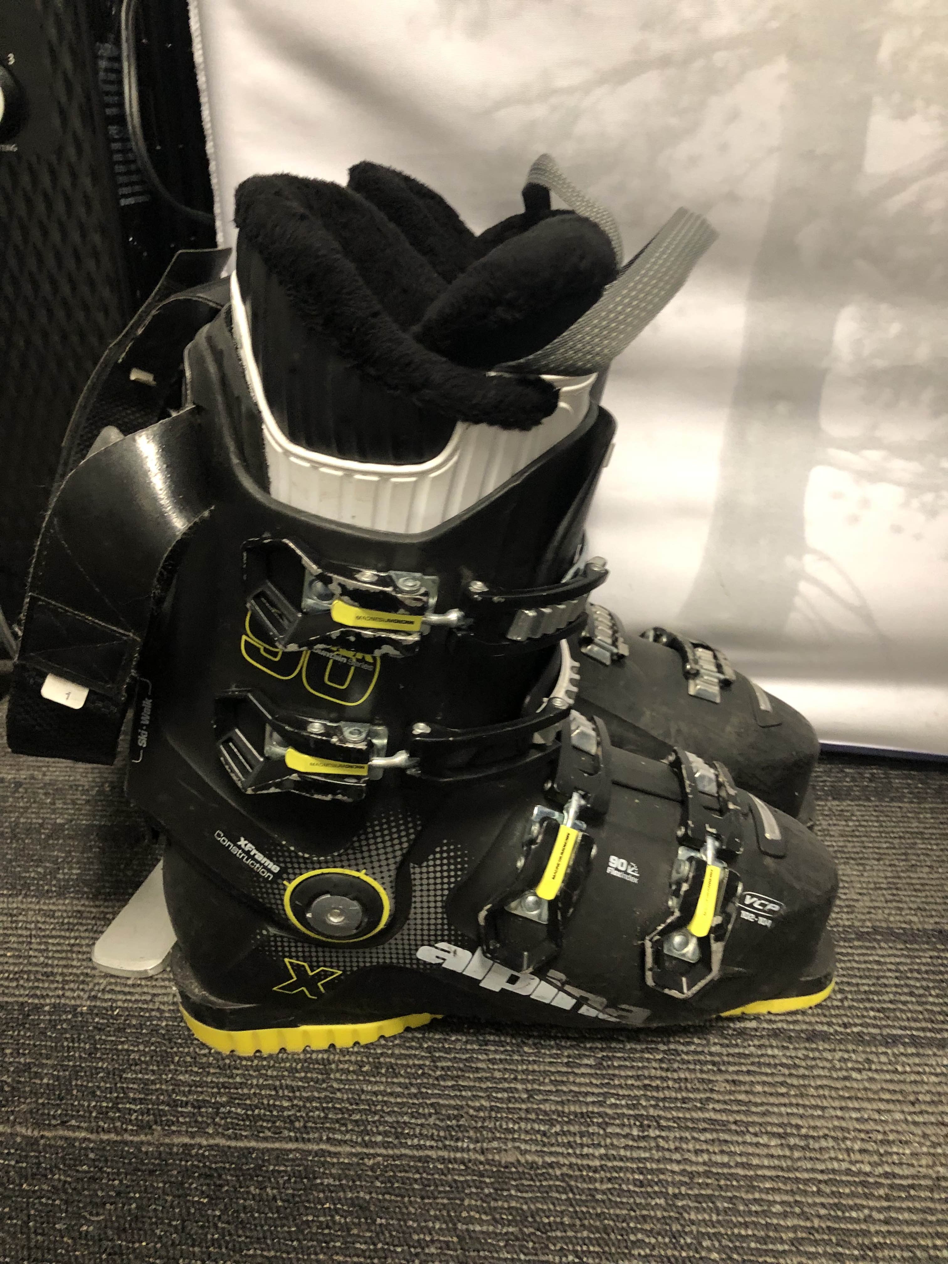 Used Alpina Xtrack 90 Ski Boot - 26.5MP