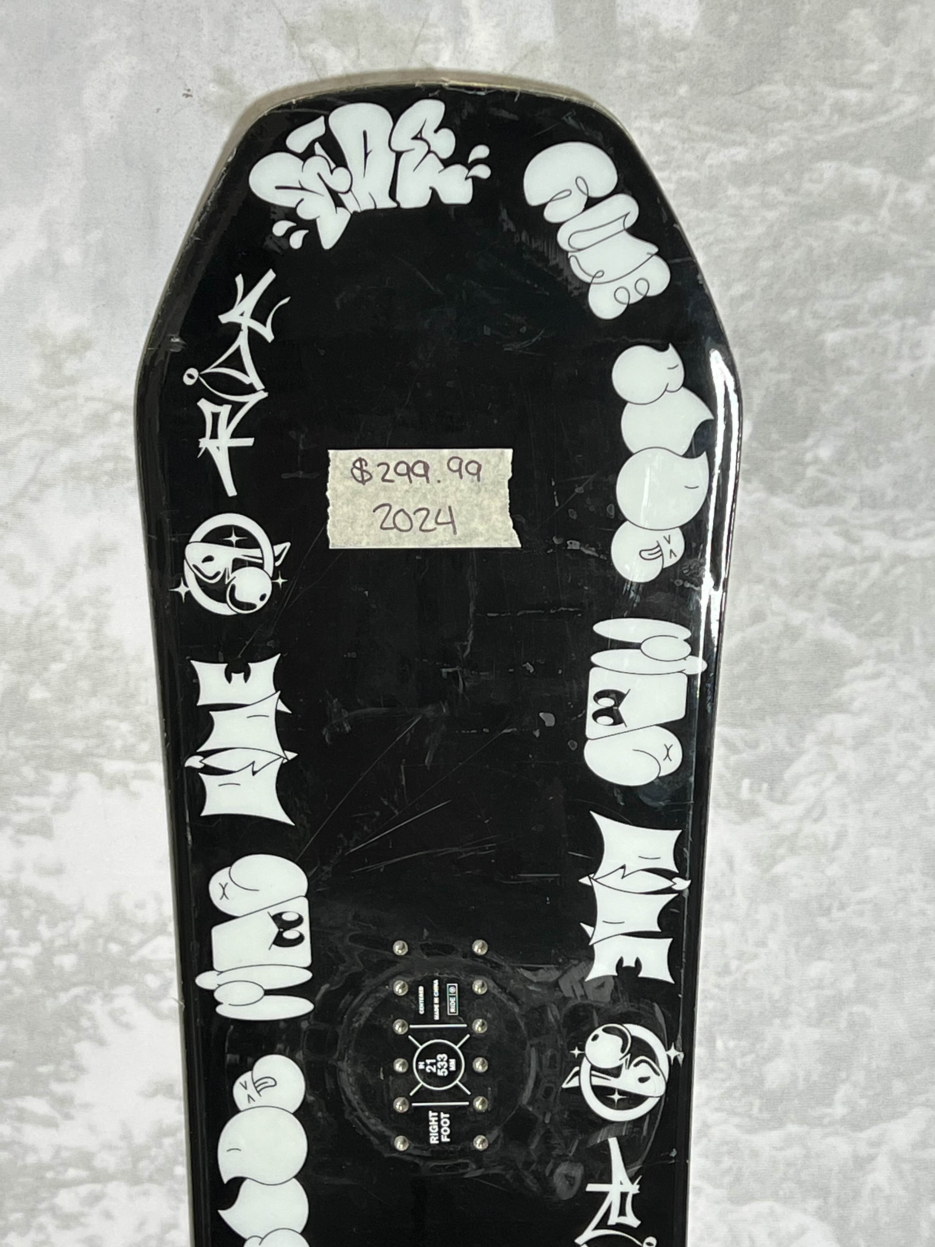 Lightly Used 2024 Ride Benchwarmer 151 CM Snowboard