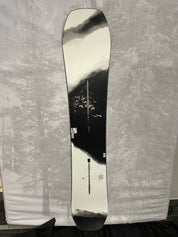 Used 2025 Burton Hometown Hero 152cm Snowboard