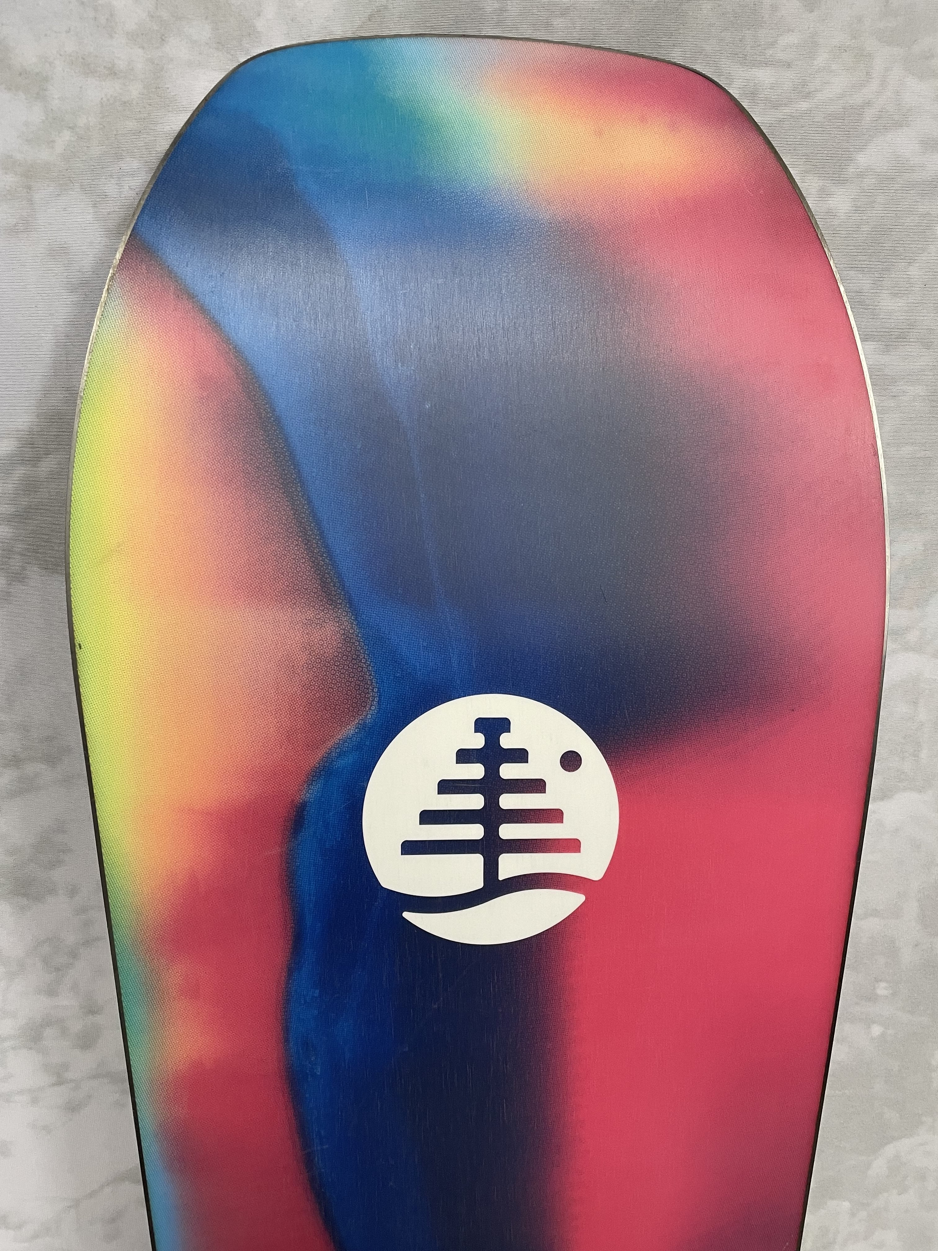 Used 2025 Burton Hometown Hero 152cm Snowboard