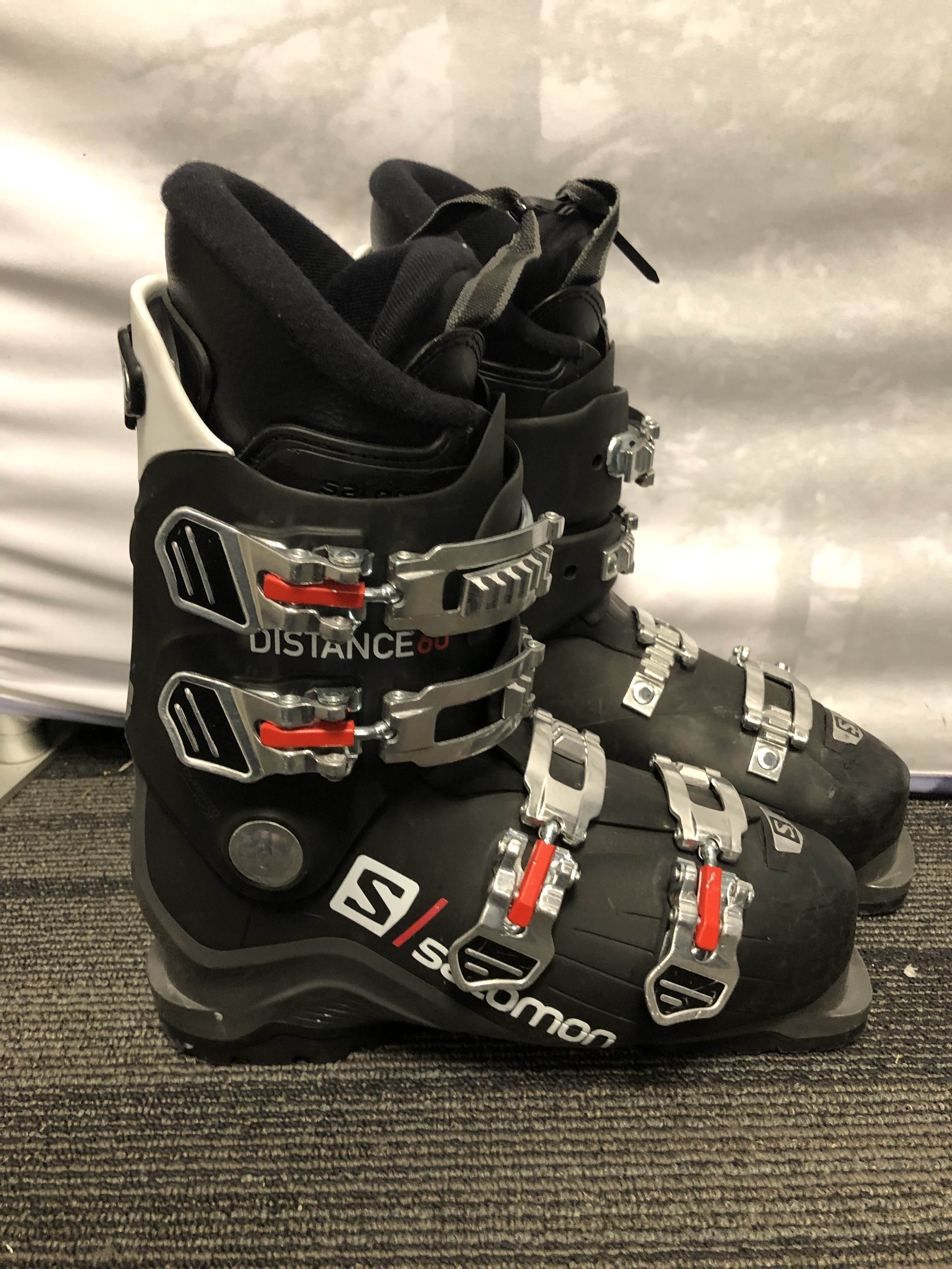 Used Salomon Distance 60 Ski Boot - 25.5MP