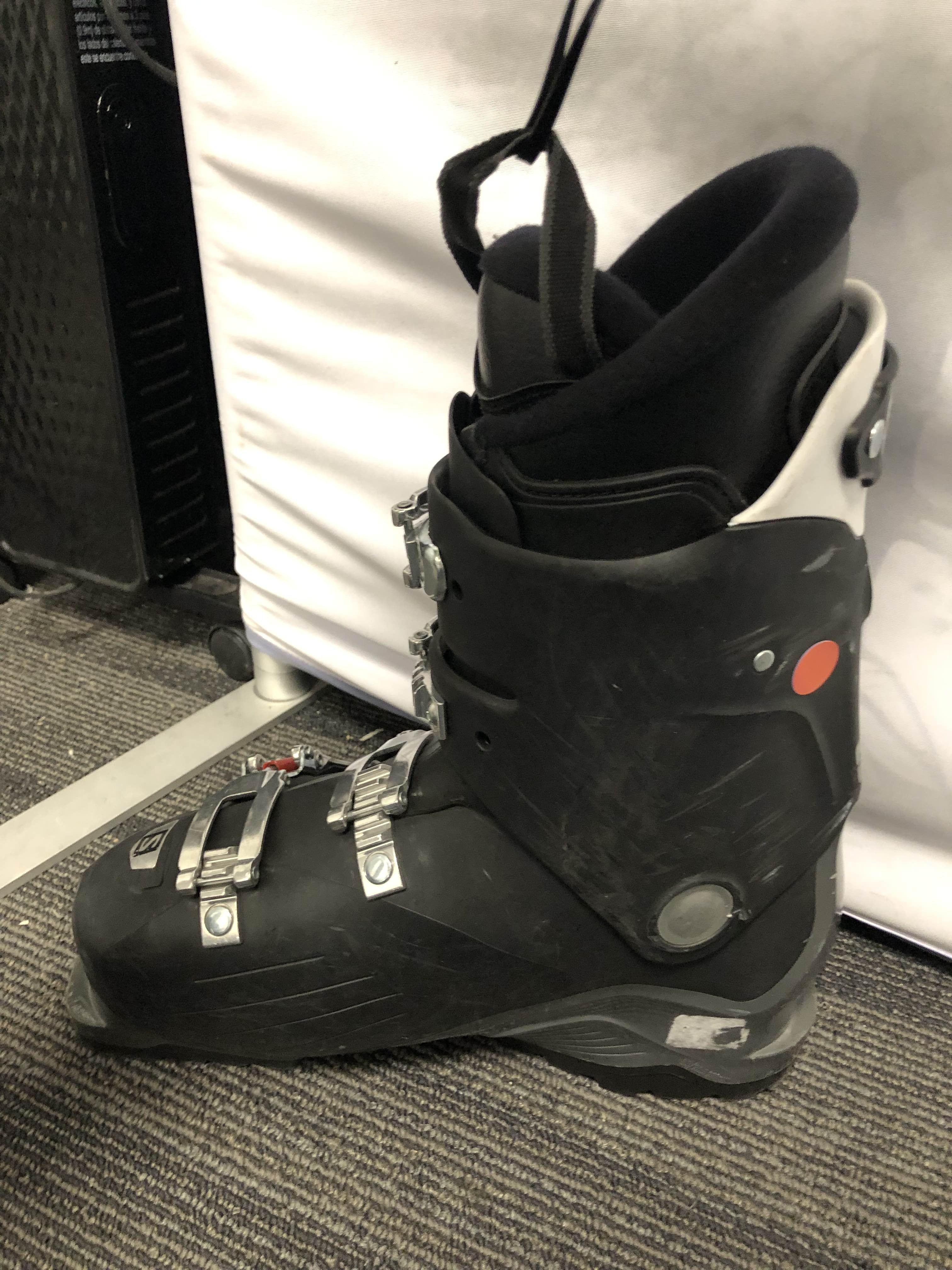 Used Salomon Distance 60 Ski Boot - 25.5MP