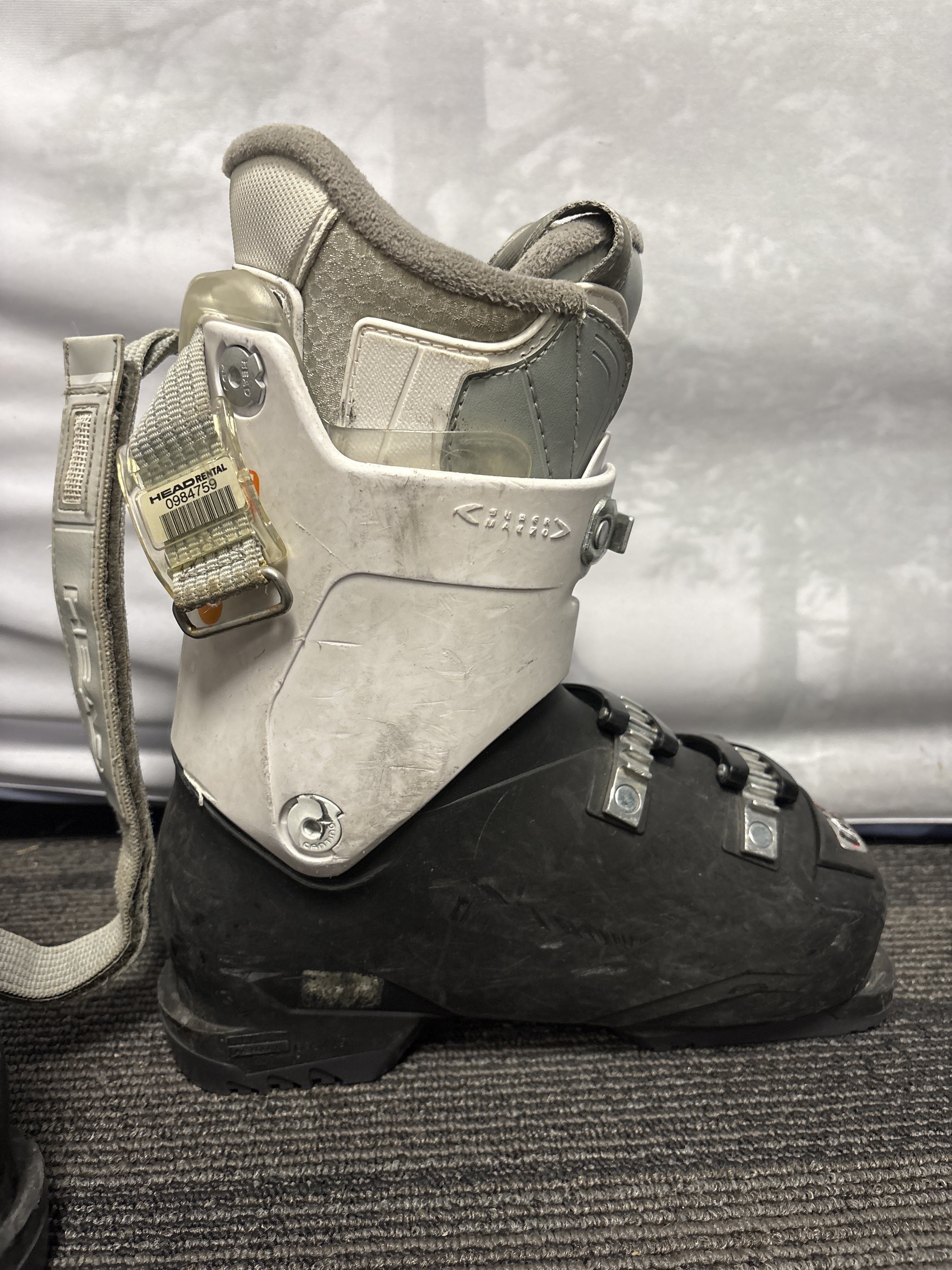 Used Head Edge Next 24.5 Ski Boots
