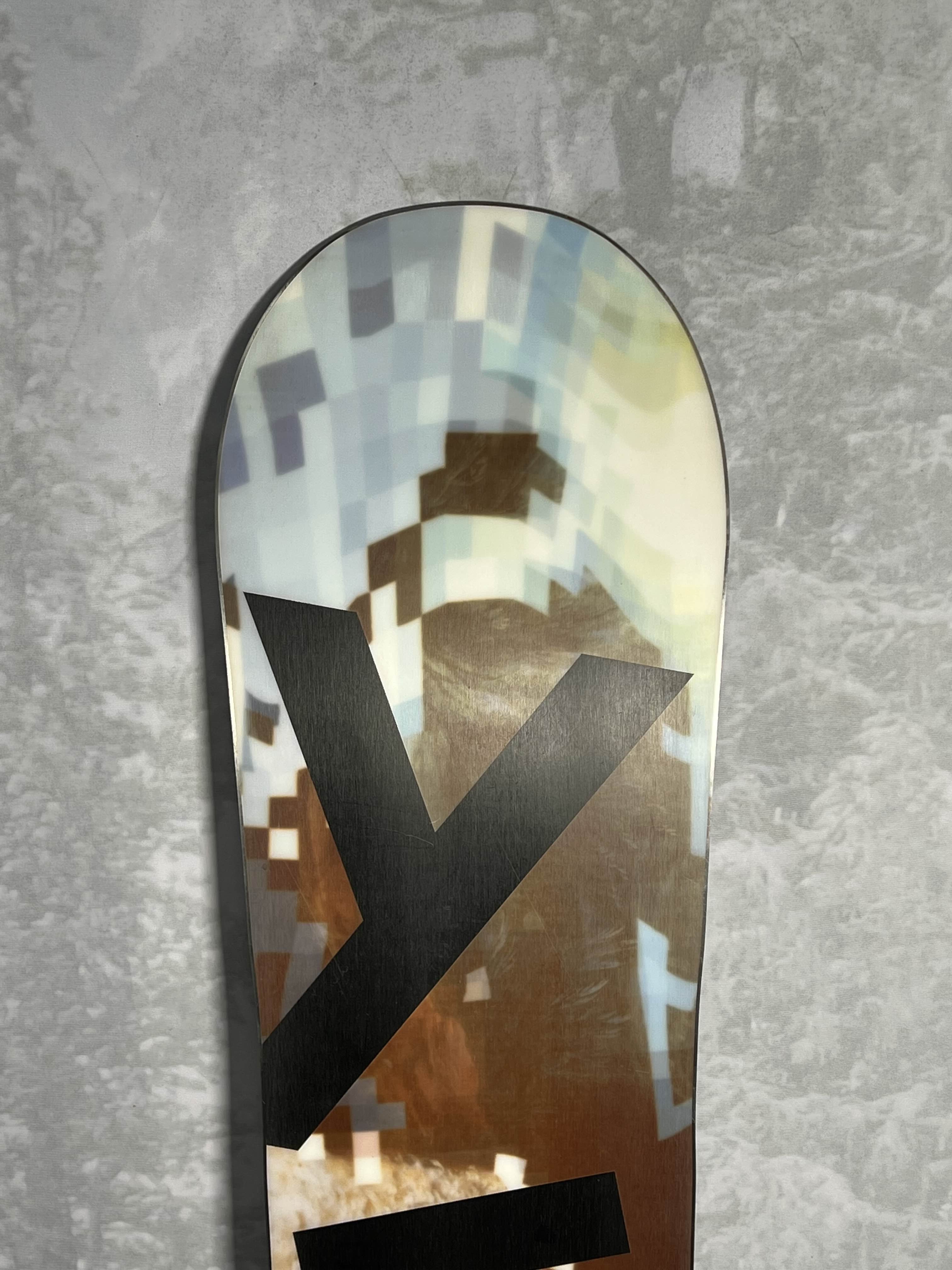 New 2024 YES. "Hel Yes" Women's Snowboard 152 cm