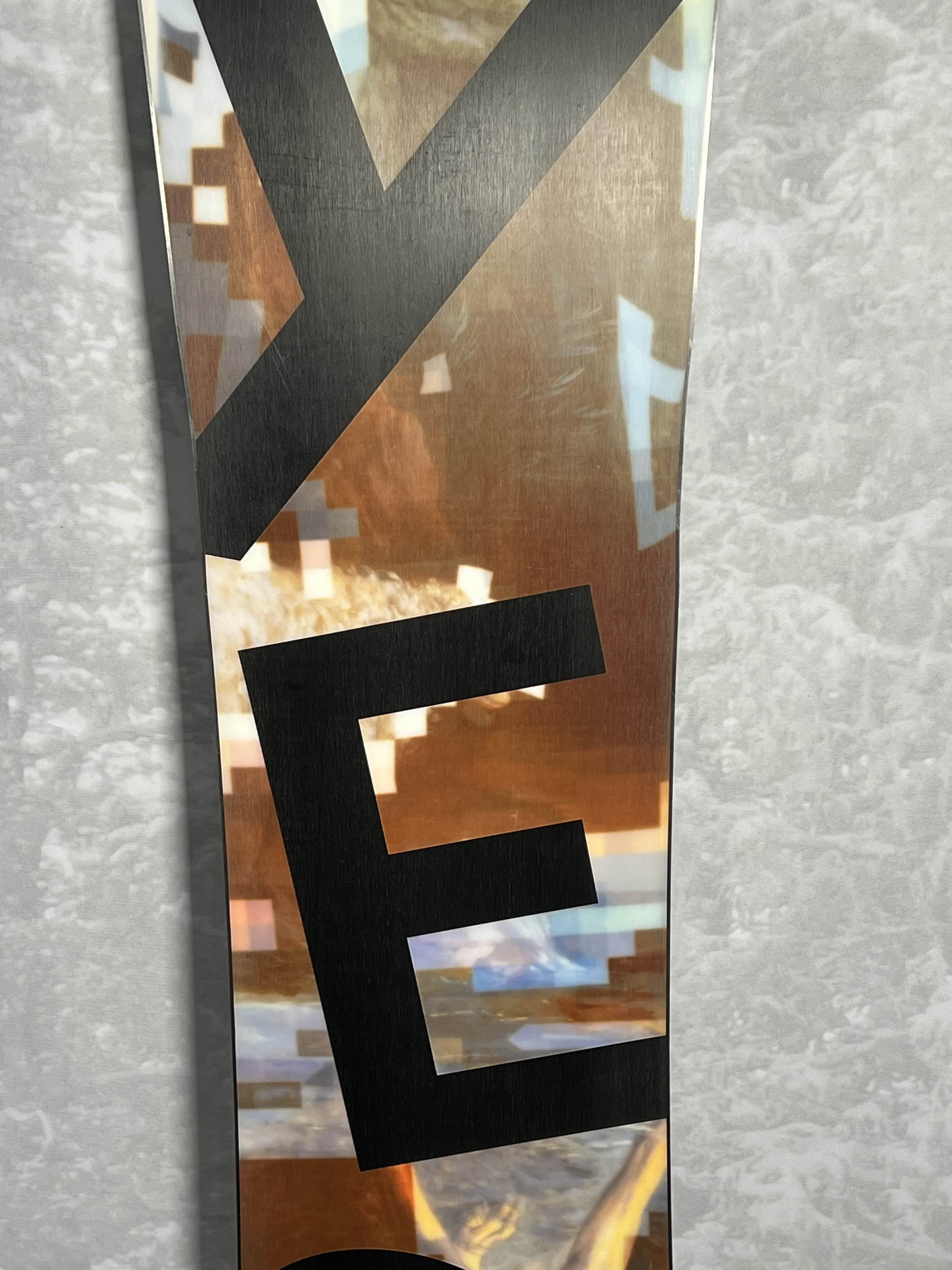 New 2024 YES. "Hel Yes" Women's Snowboard 152 cm