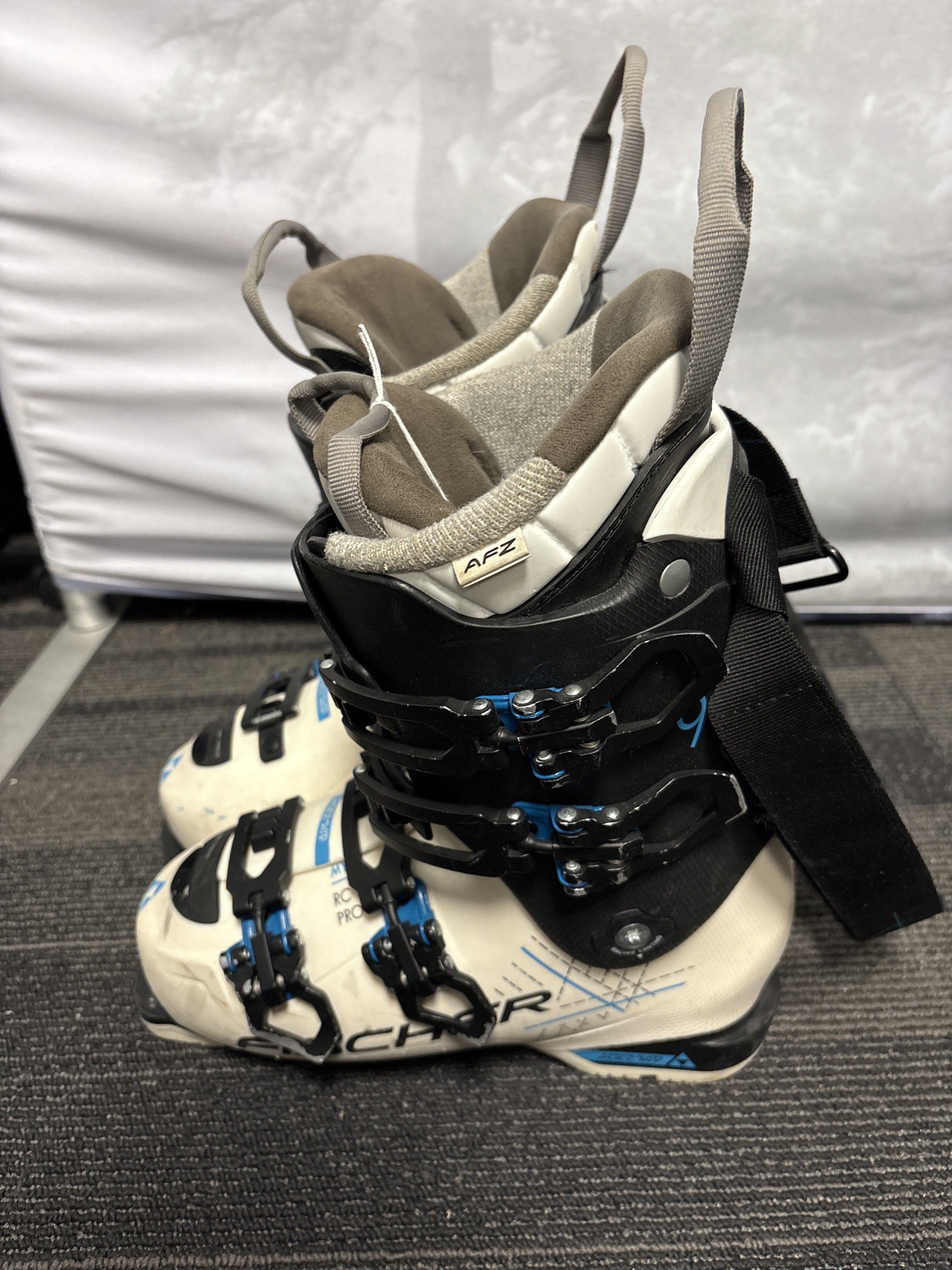 Used Fischer My Rc Pro 24.5 Ski Boot