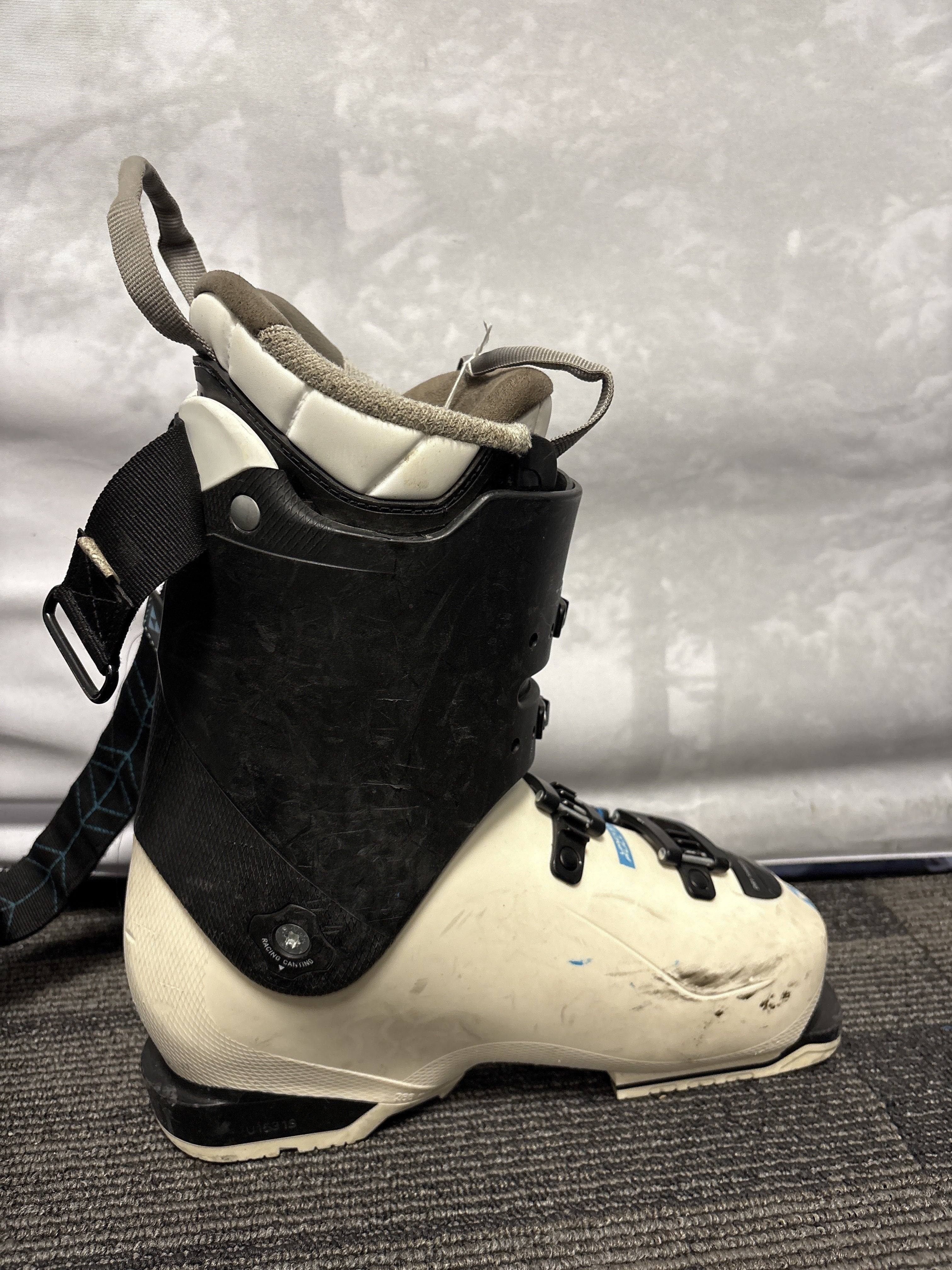 Used Fischer My Rc Pro 24.5 Ski Boot