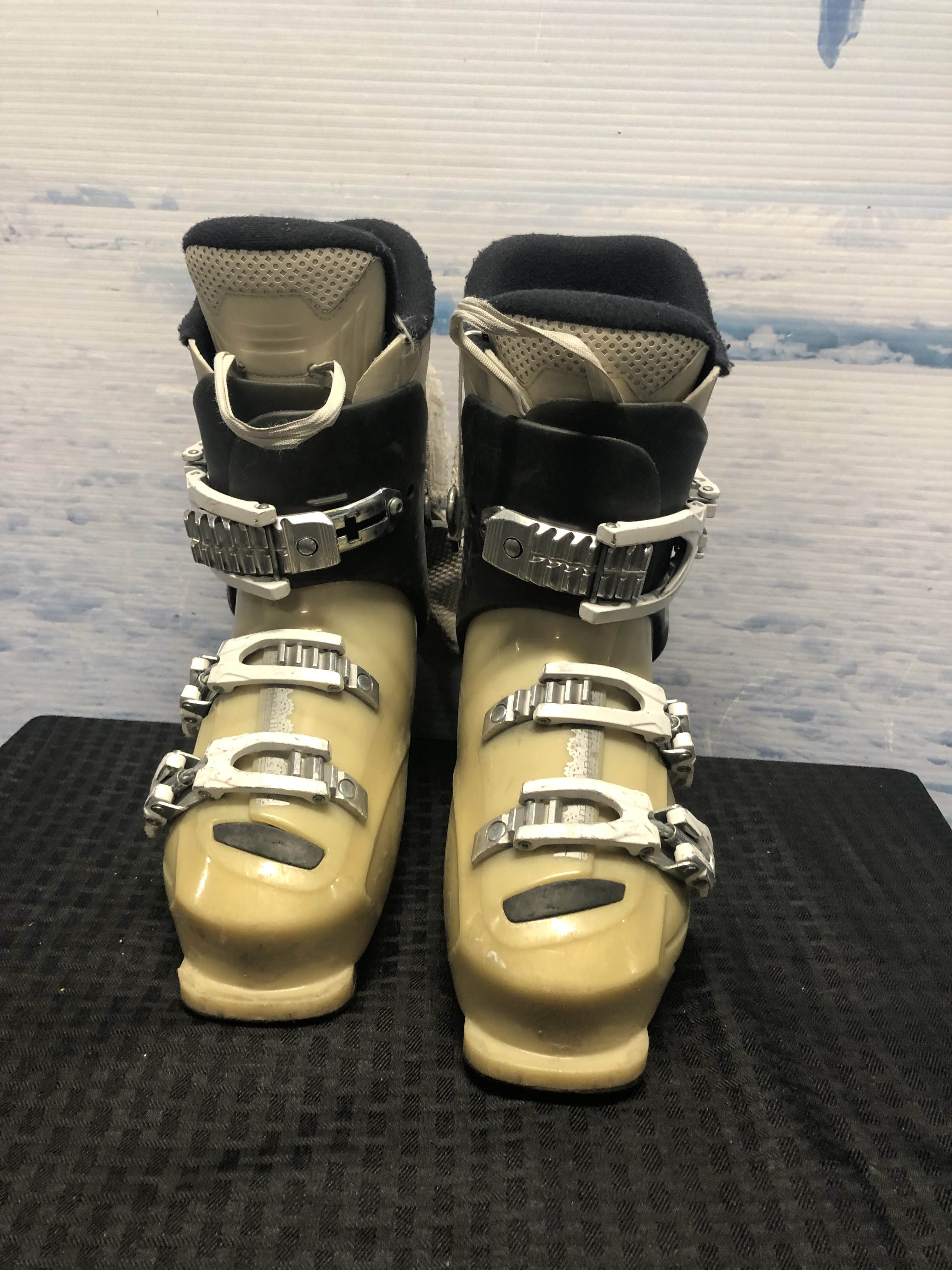 Used Rossignol Kelia Ski Boot - 23.5
