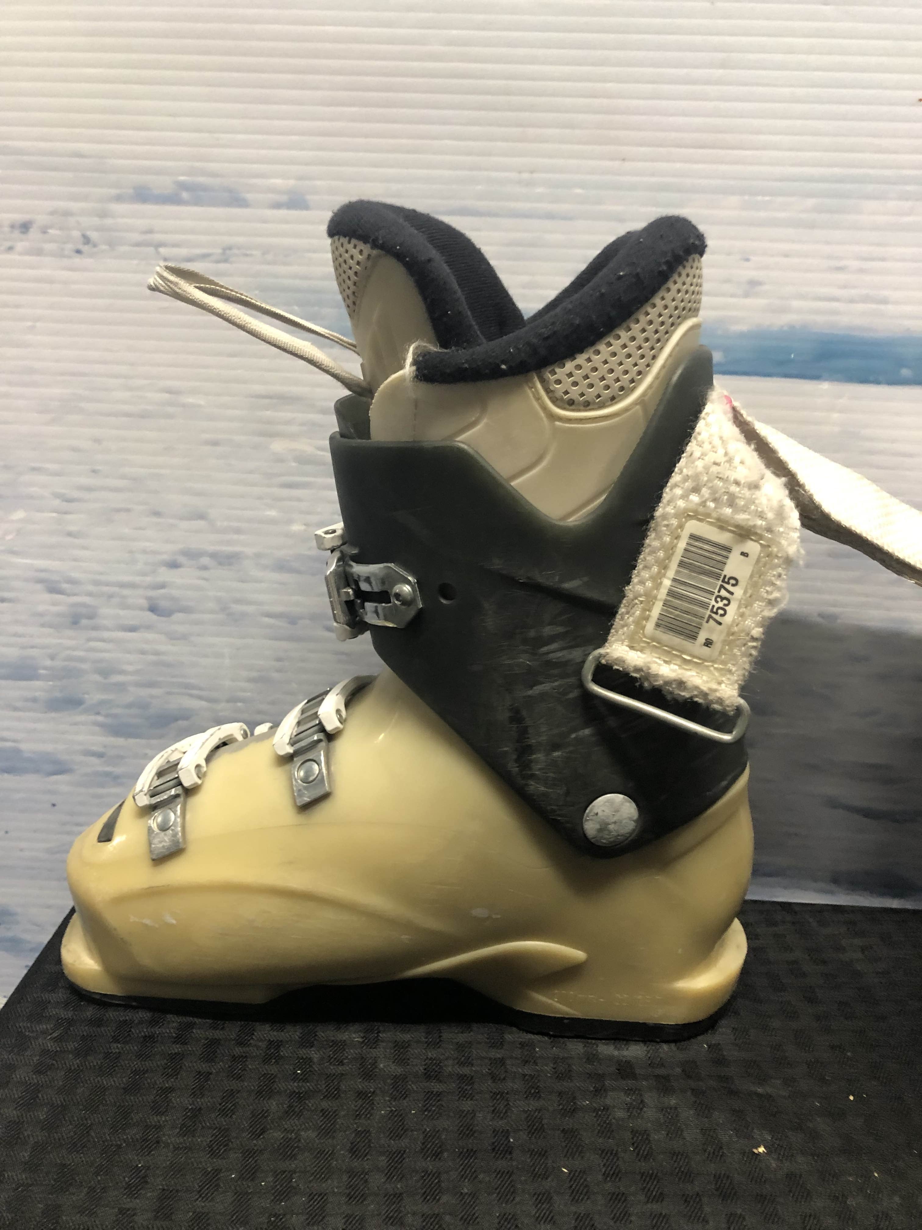Used Rossignol Kelia Ski Boot - 23.5