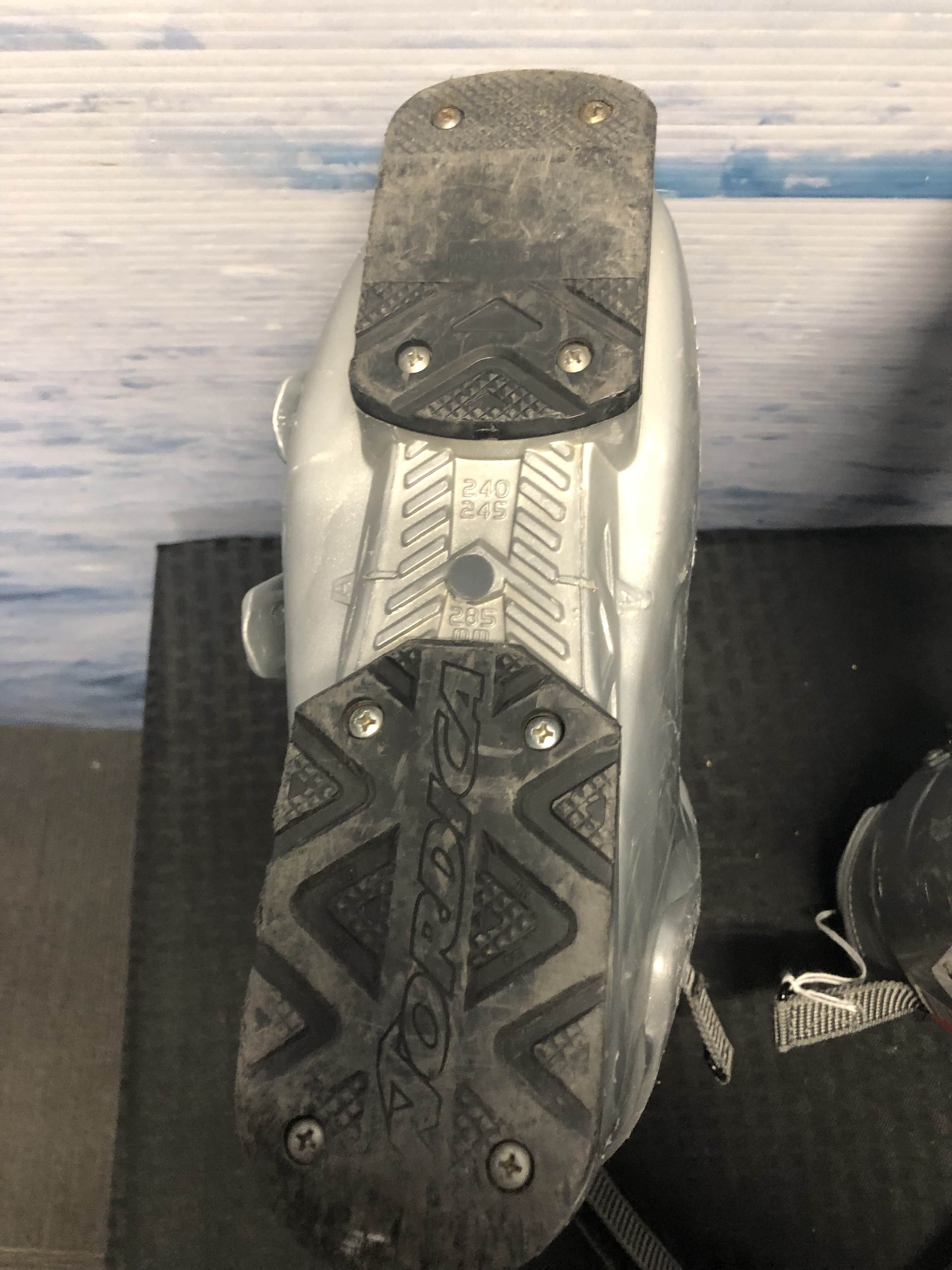 Used Nordica One Easy 5 Ski Boot 22.5MP
