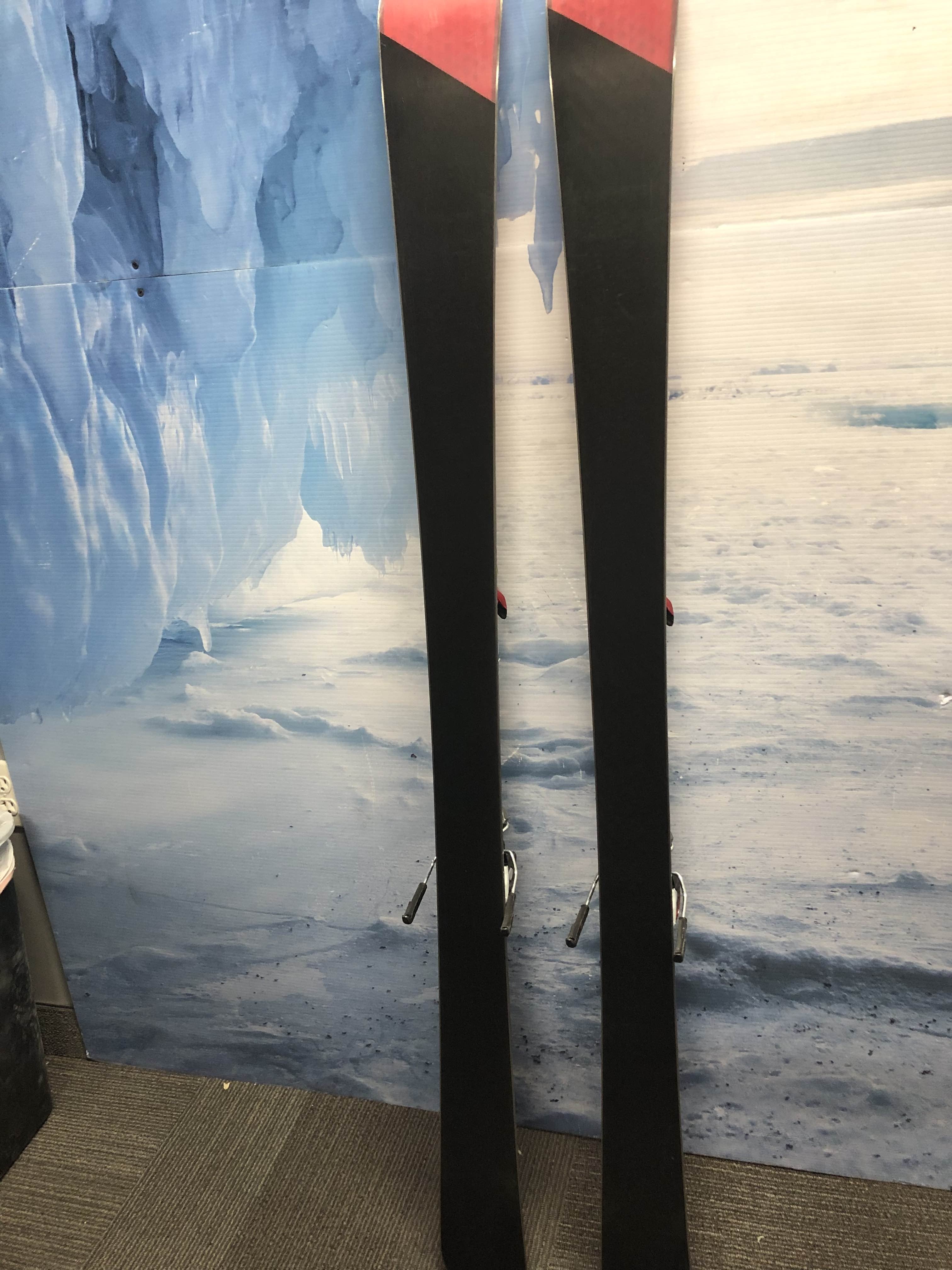Used Rossignol Experience 80 Skis w/ Rossignol Demo Bindings - 152 CM