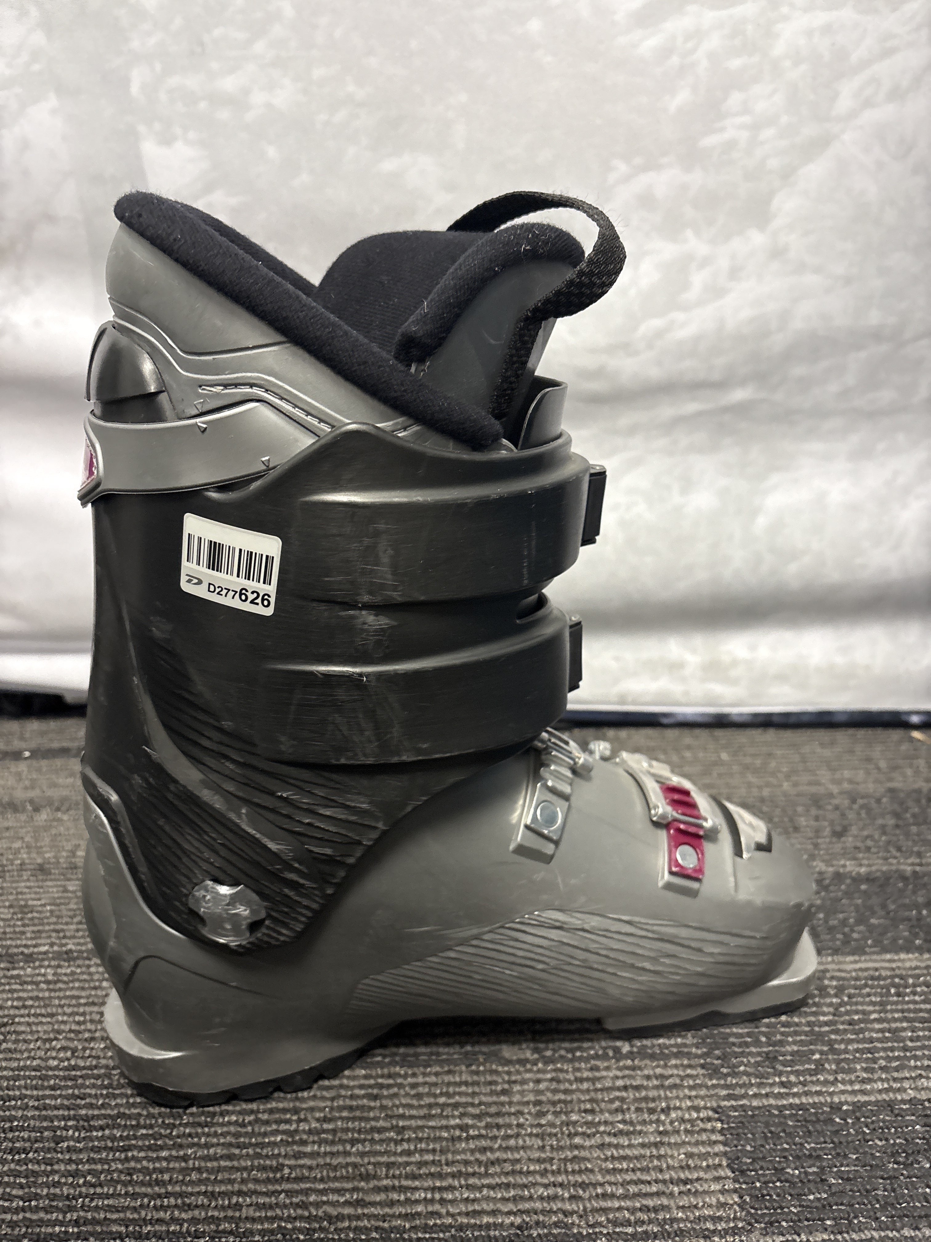 USED Dalbello FXR 25.5 Ski Boot