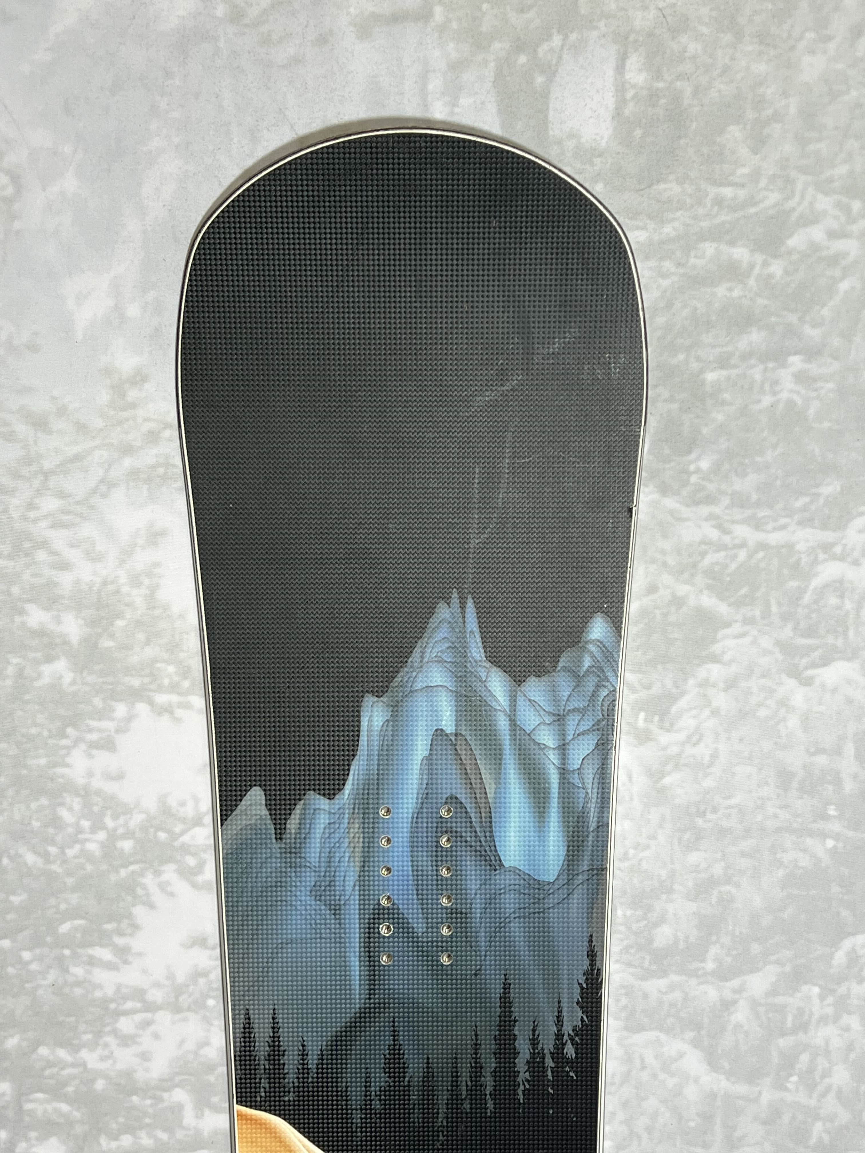 Used 2024 Never Summer Proto Synthesis 155CM Snowboard