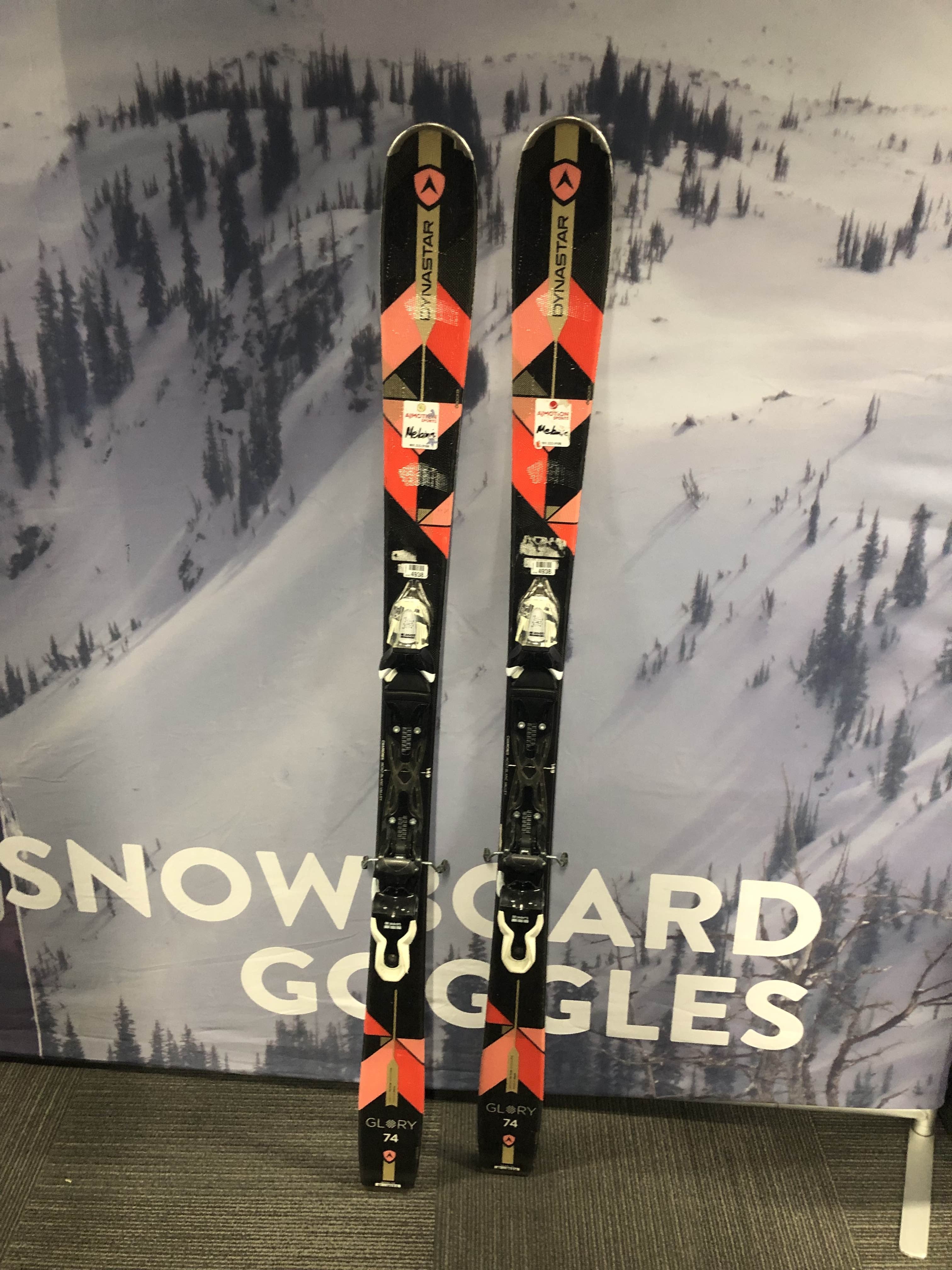 Used Dynastar Glory 74 Ski 149cm w/ Xpress 10 Look Binding
