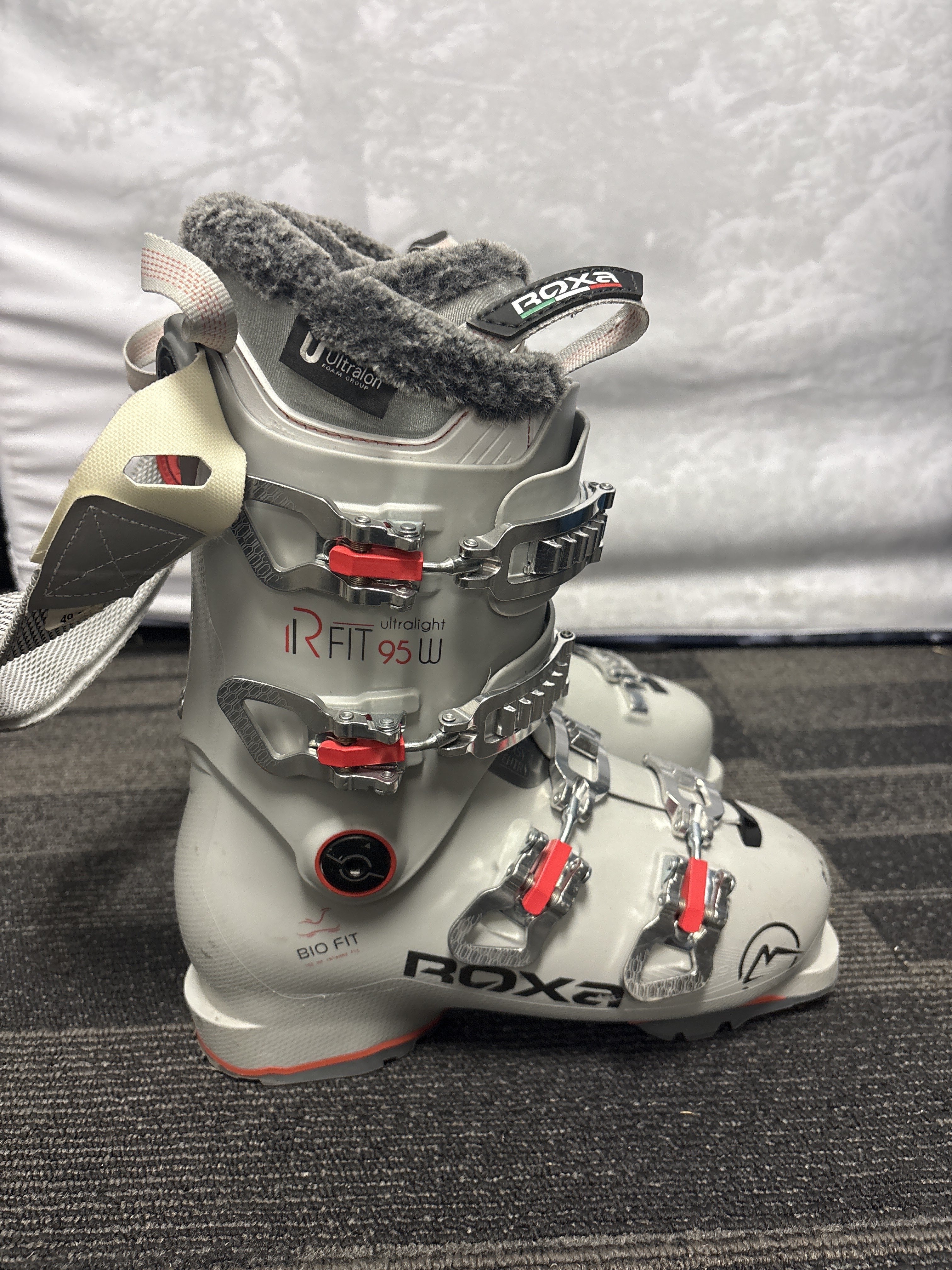 Used Roxa R Fit 95 W Ultralight Gripwalk  Ski Boot - 25.5
