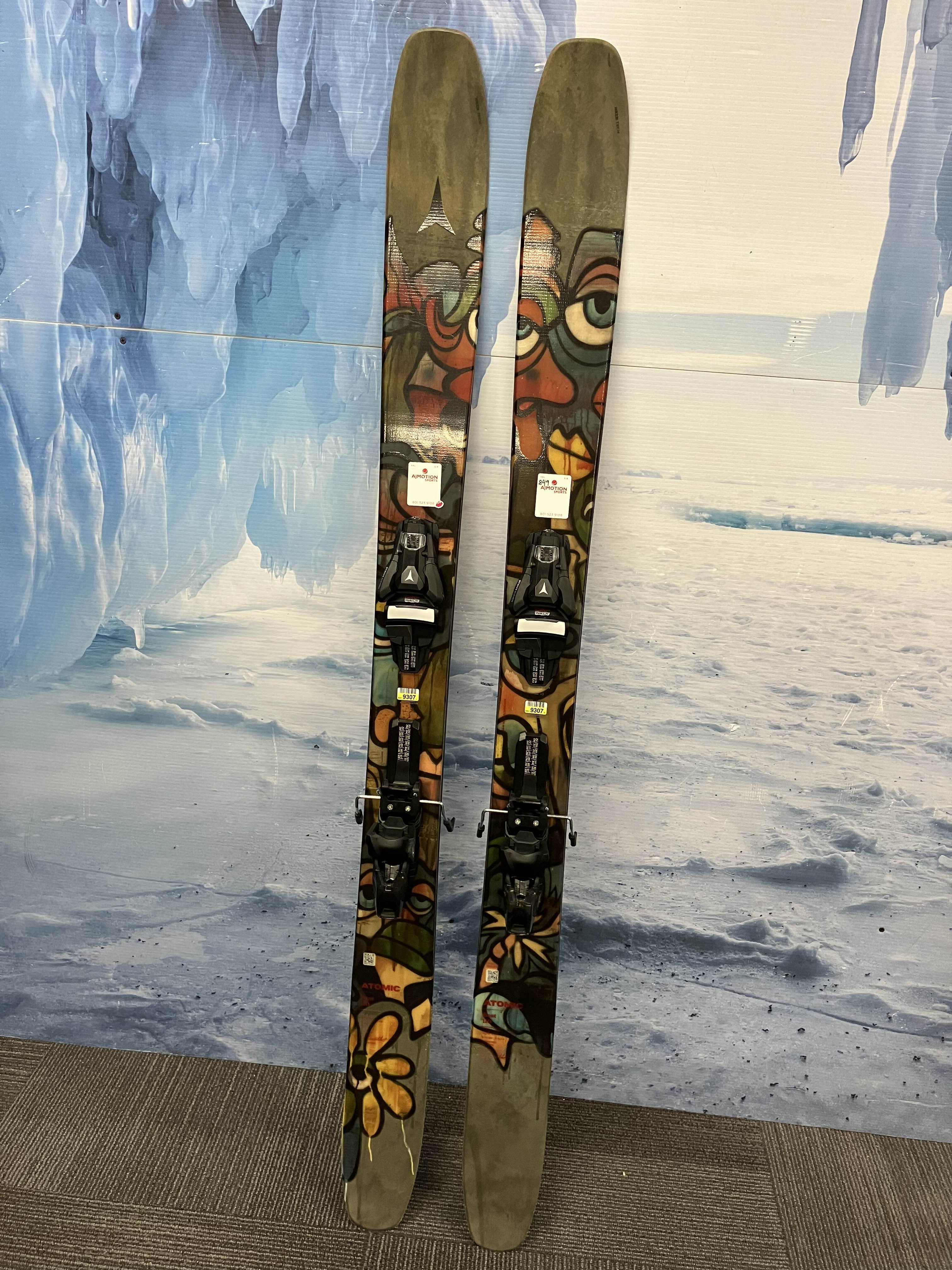 New Atomic Bent Chetler 110 164cm Skis w/ Atomic Strive 11 demo bindings