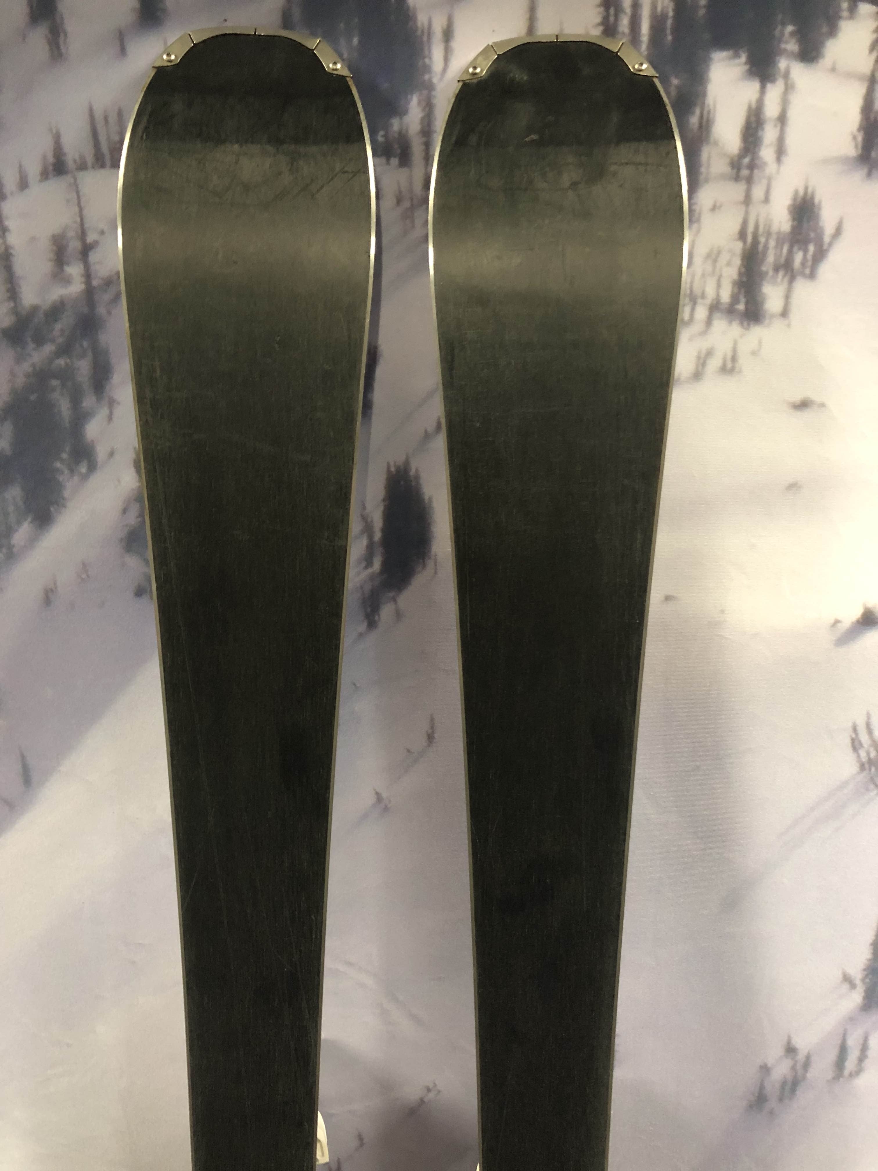 Used Head LYT Joy Ski 148cm W/ Tyrollia SLR9 Adjustable Binding