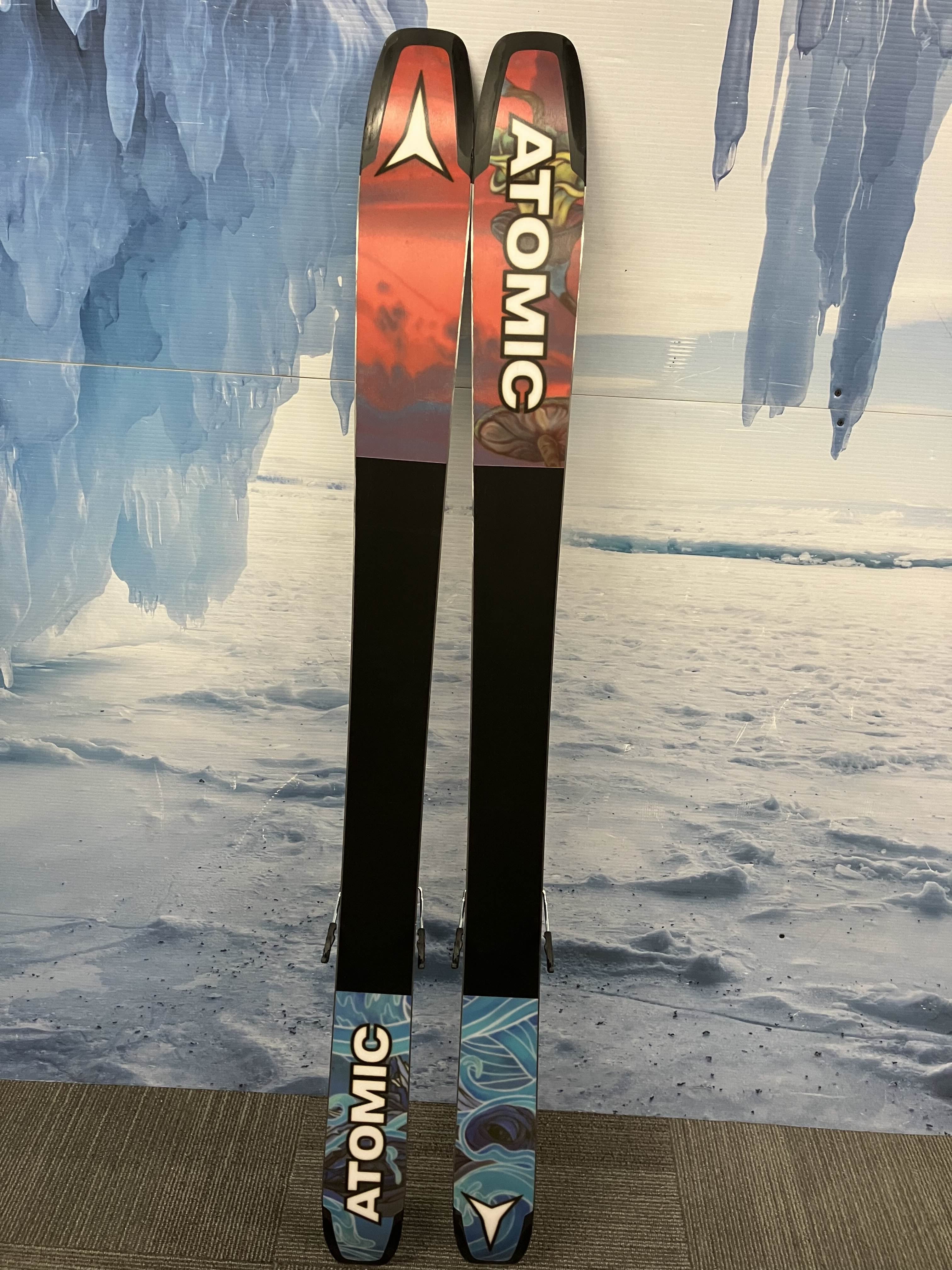 New 2026 Atomic Bent Chetler 100 165cm Skis w/ Atomic Strive 11 Demo Bindings