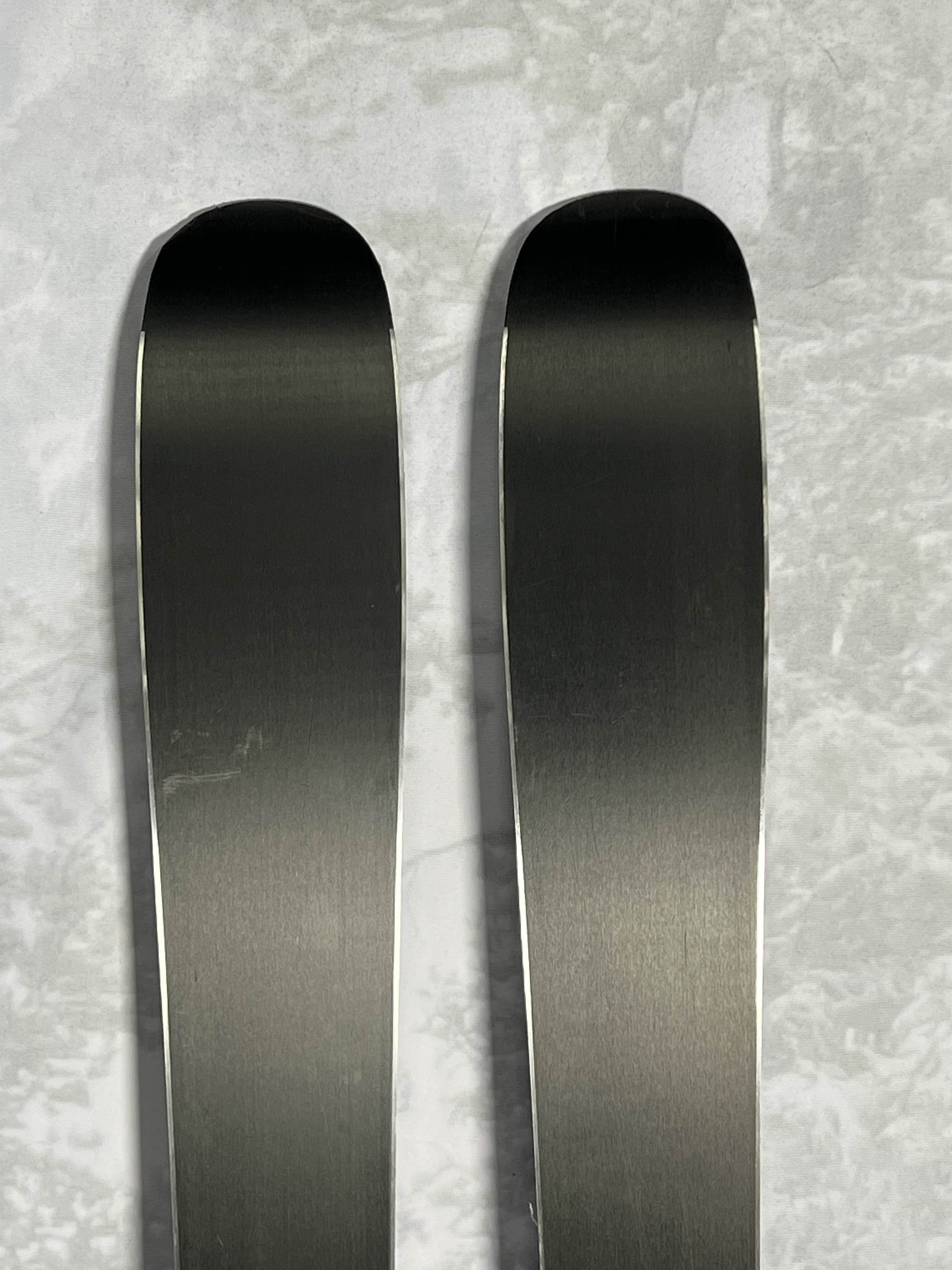 Lightly Used 2025 Armada ARV 84 157cm Skis w/ M10 GW Bindings