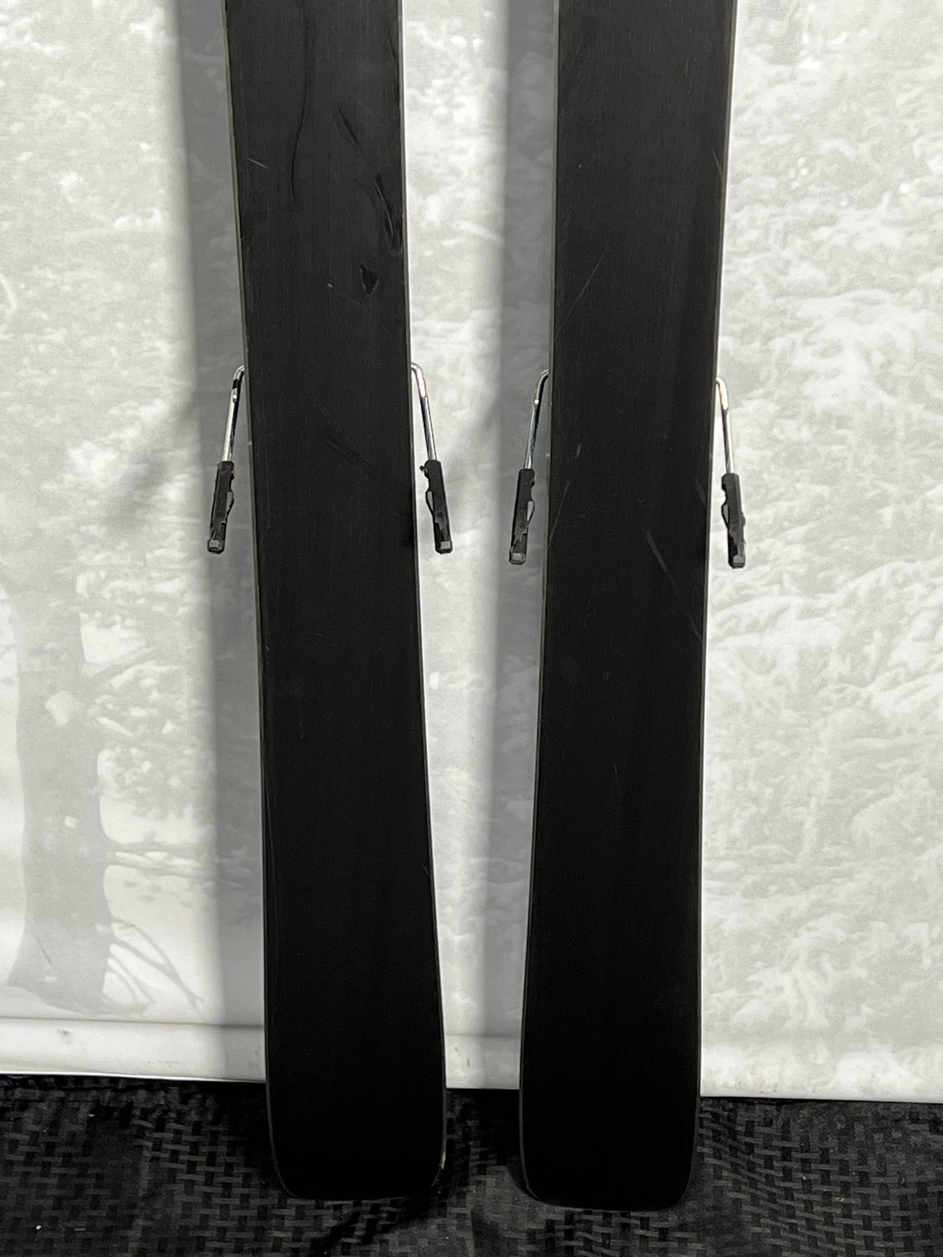 Lightly Used 2025 Armada ARV 84 157cm Skis w/ M10 GW Bindings