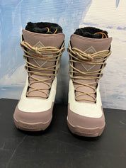 Lightly Used 2026 Thirtytwo Shifty Lace Grey/Purple Women's Snowboard Boot - 7.0W US