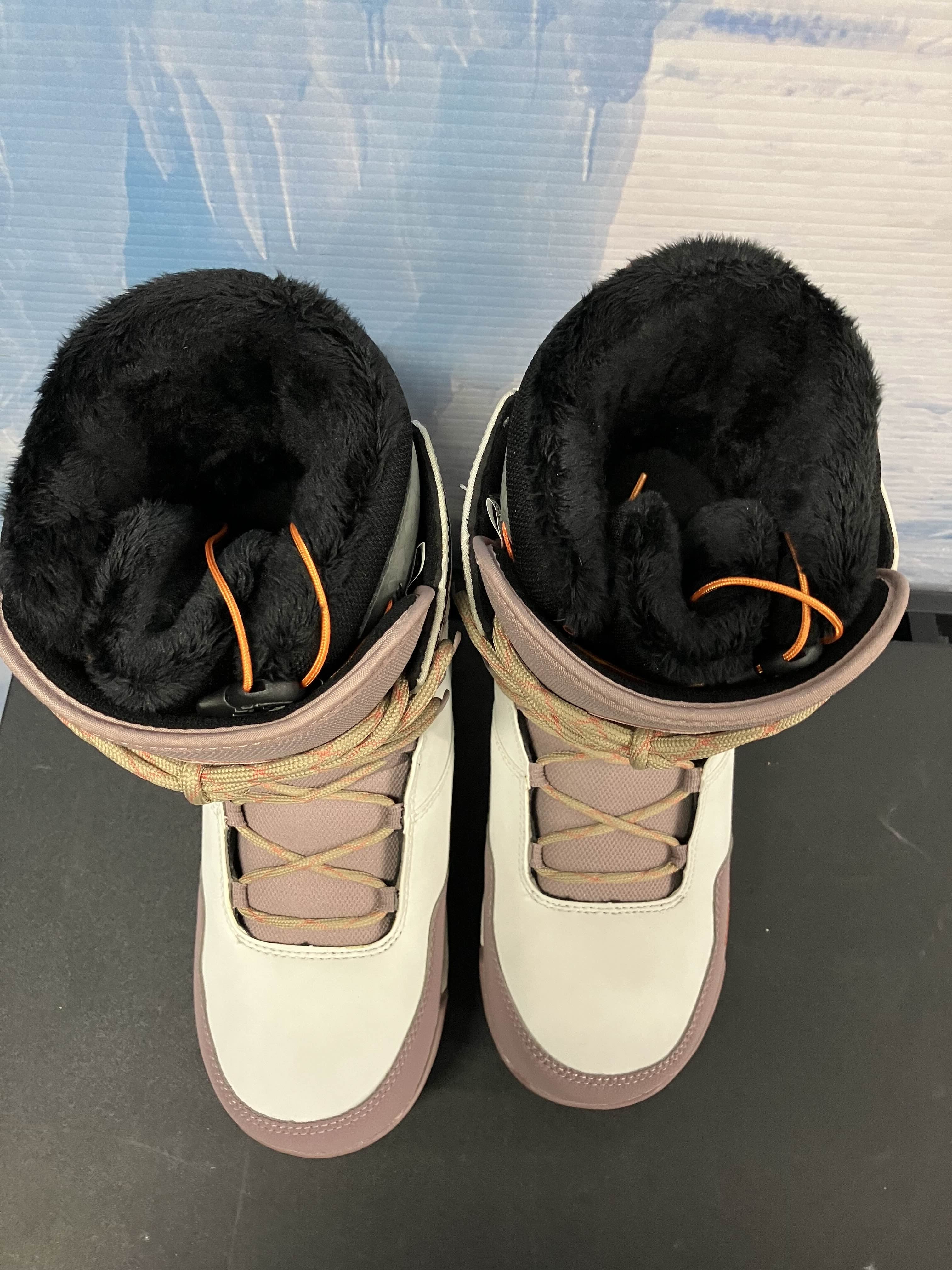 Lightly Used 2026 Thirtytwo Shifty Lace Grey/Purple Women's Snowboard Boot - 7.0W US