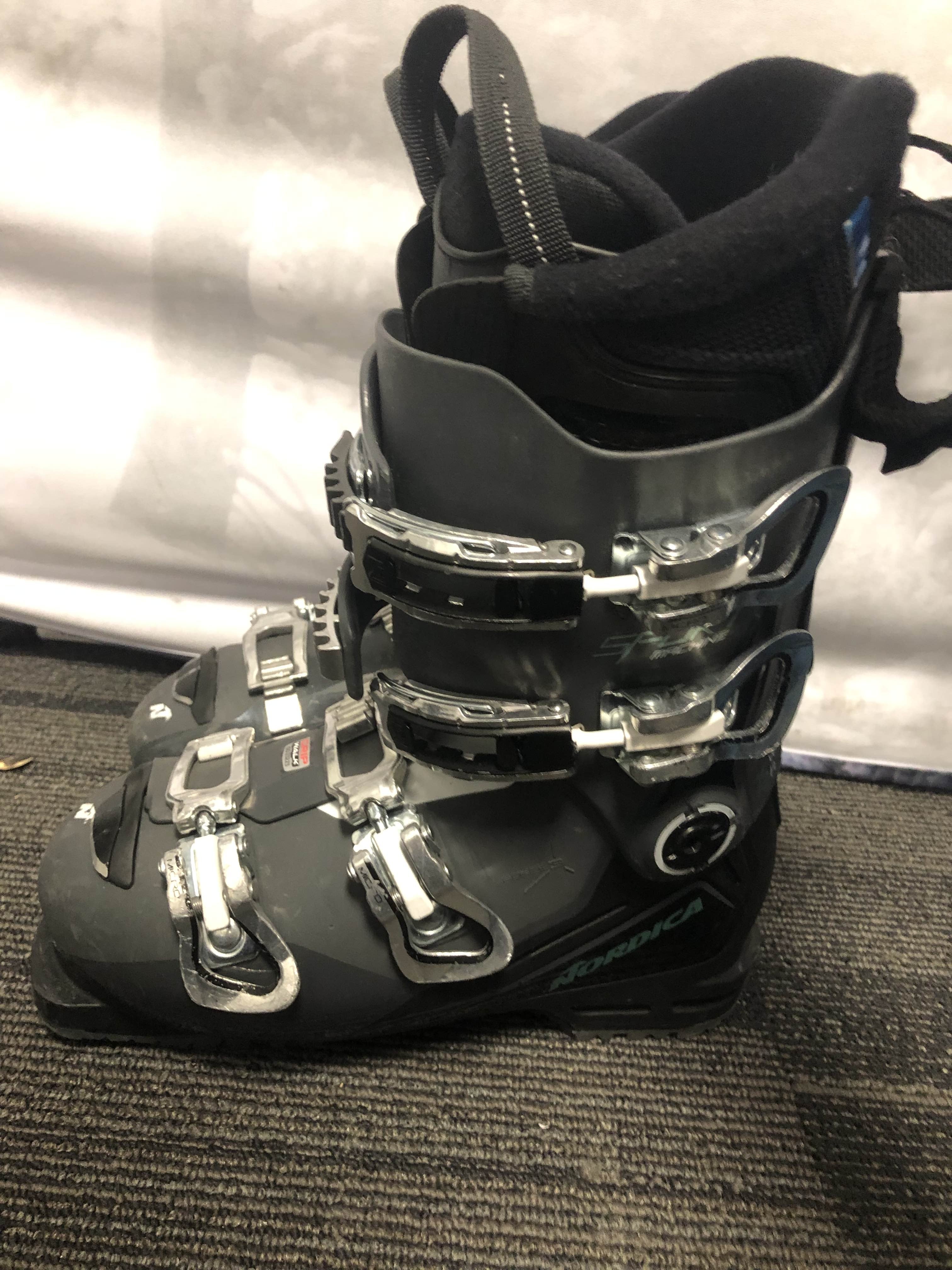 Nordica Sportmachine 24.0 75 W R Ski Boot