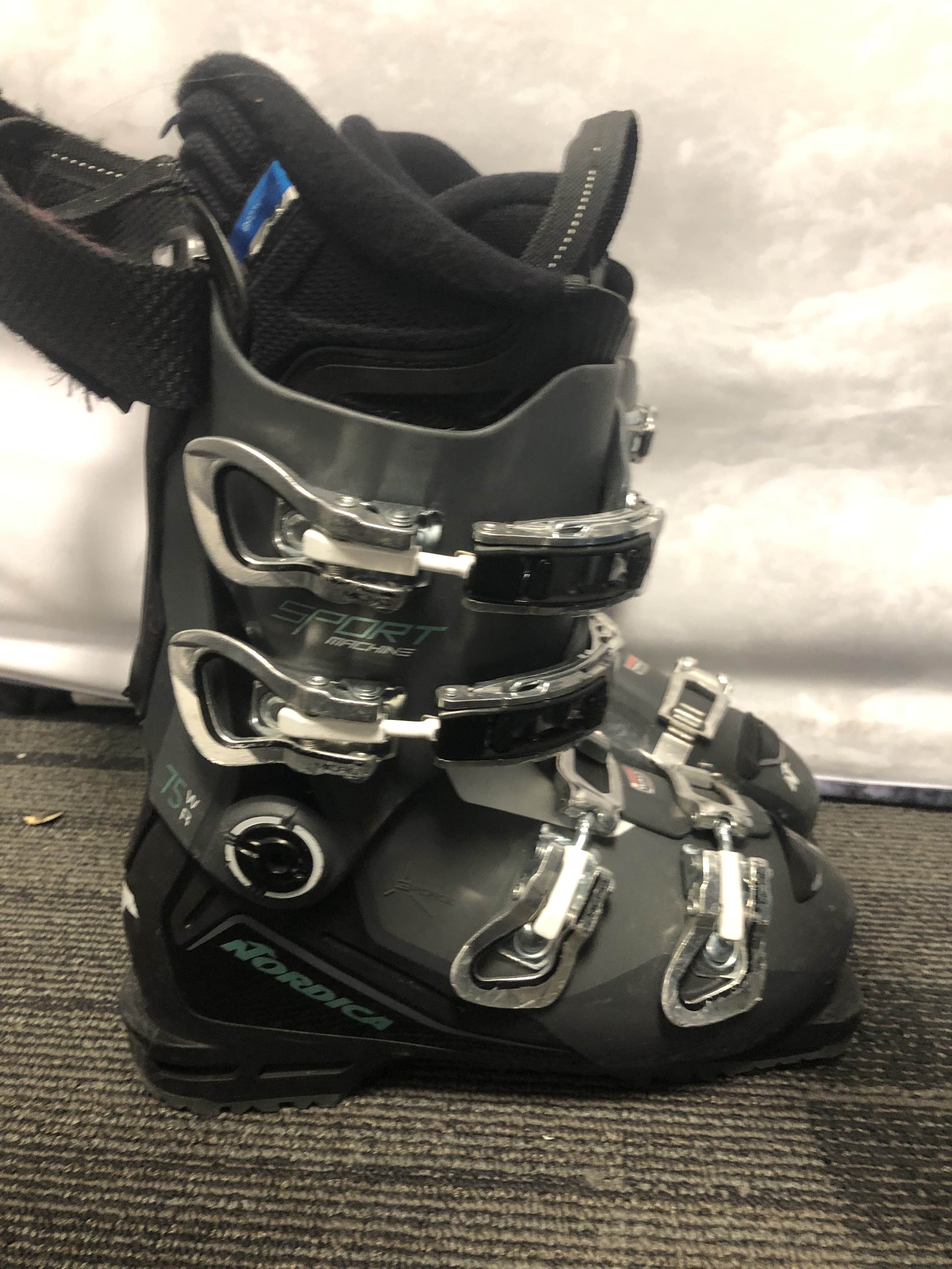 Nordica Sportmachine 24.0 75 W R Ski Boot