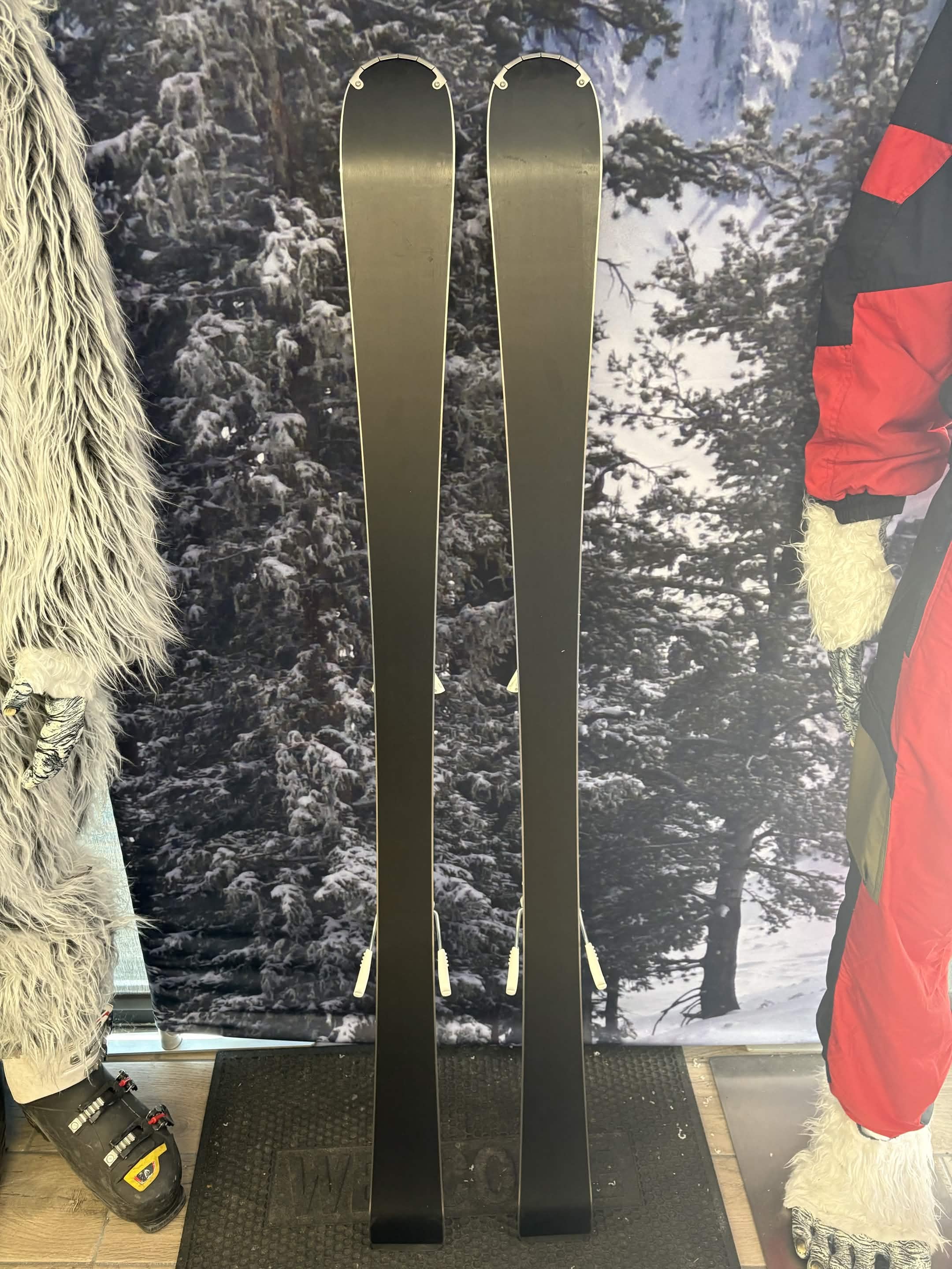 Head Easy Joy 148cm Skis w/ HEAD Joy 9 GW SLR Demo Binding - New 2026