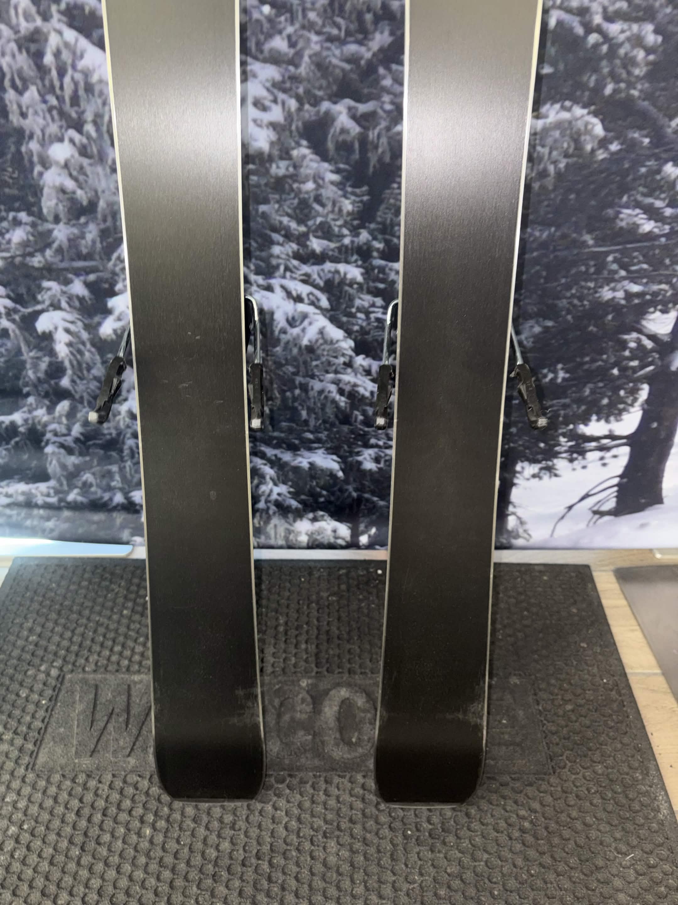 Salomon Stance W 80 141cm Skis w/ Salomon M10 GW SYS Demo Binding - New 2026